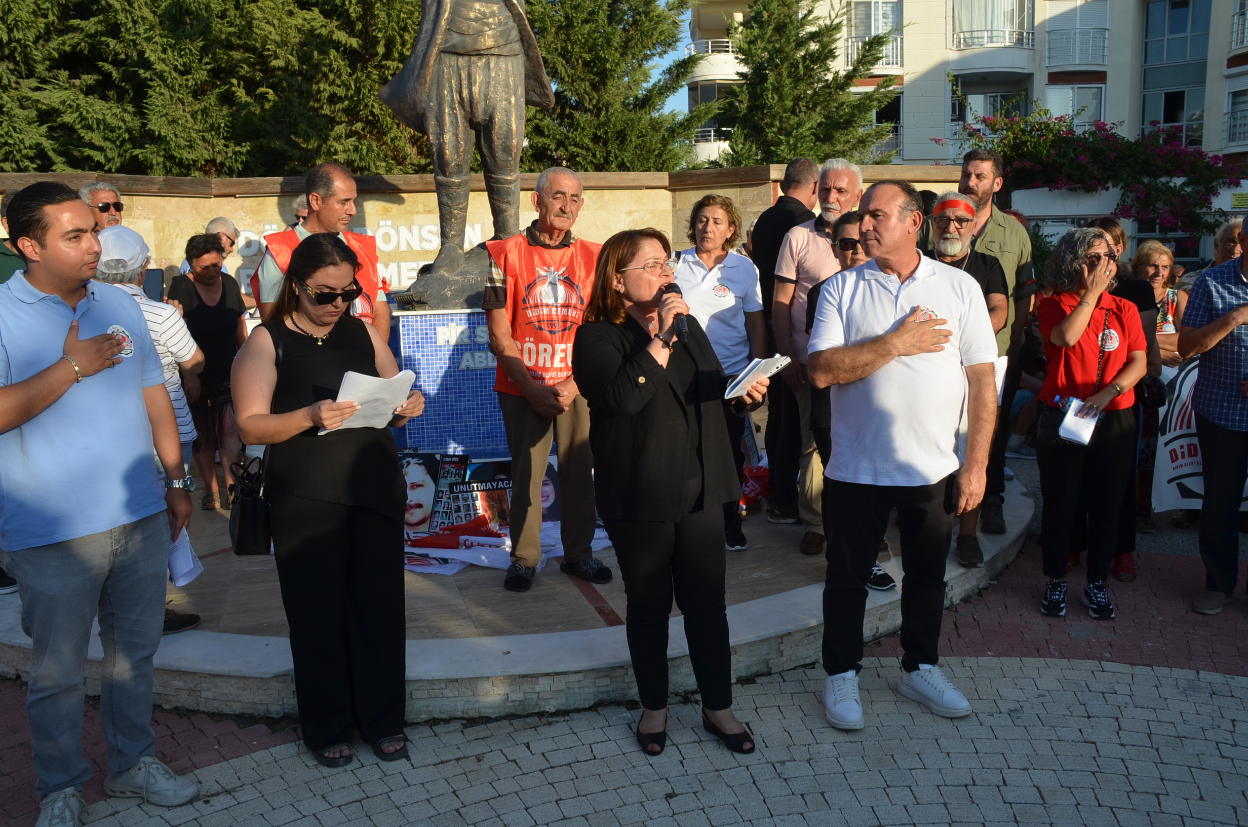 2 Temmuzda Hayatini Kaybedenler Didimde Unutulmadi 580480 7225A8Cb73E617Cac6B6142Bab8396Ab