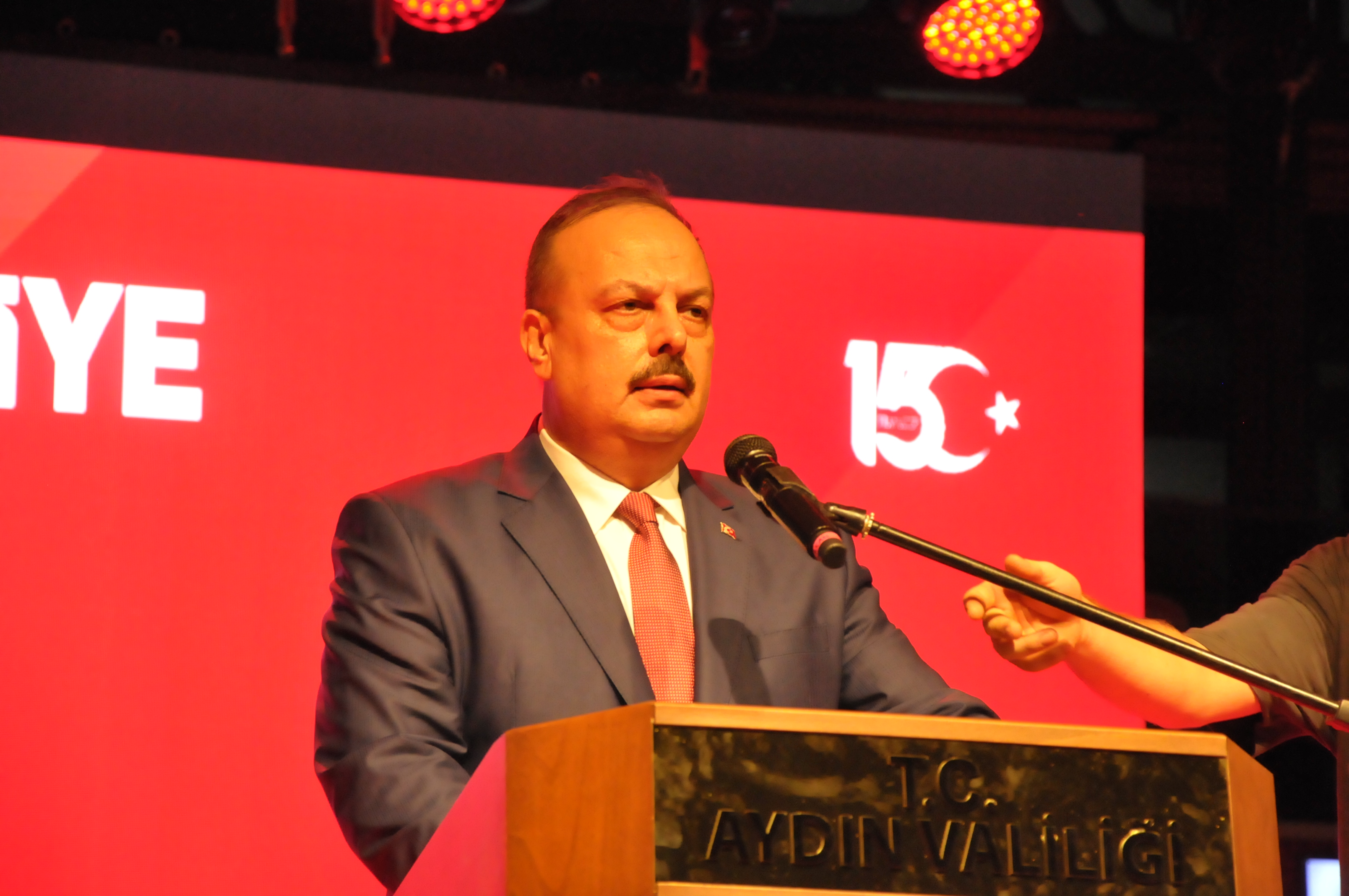 Aydinda 15 Temmuz Ruhu Canlandi 583833 5C0Eb06Cd33Cc4C80B591B815F90750F