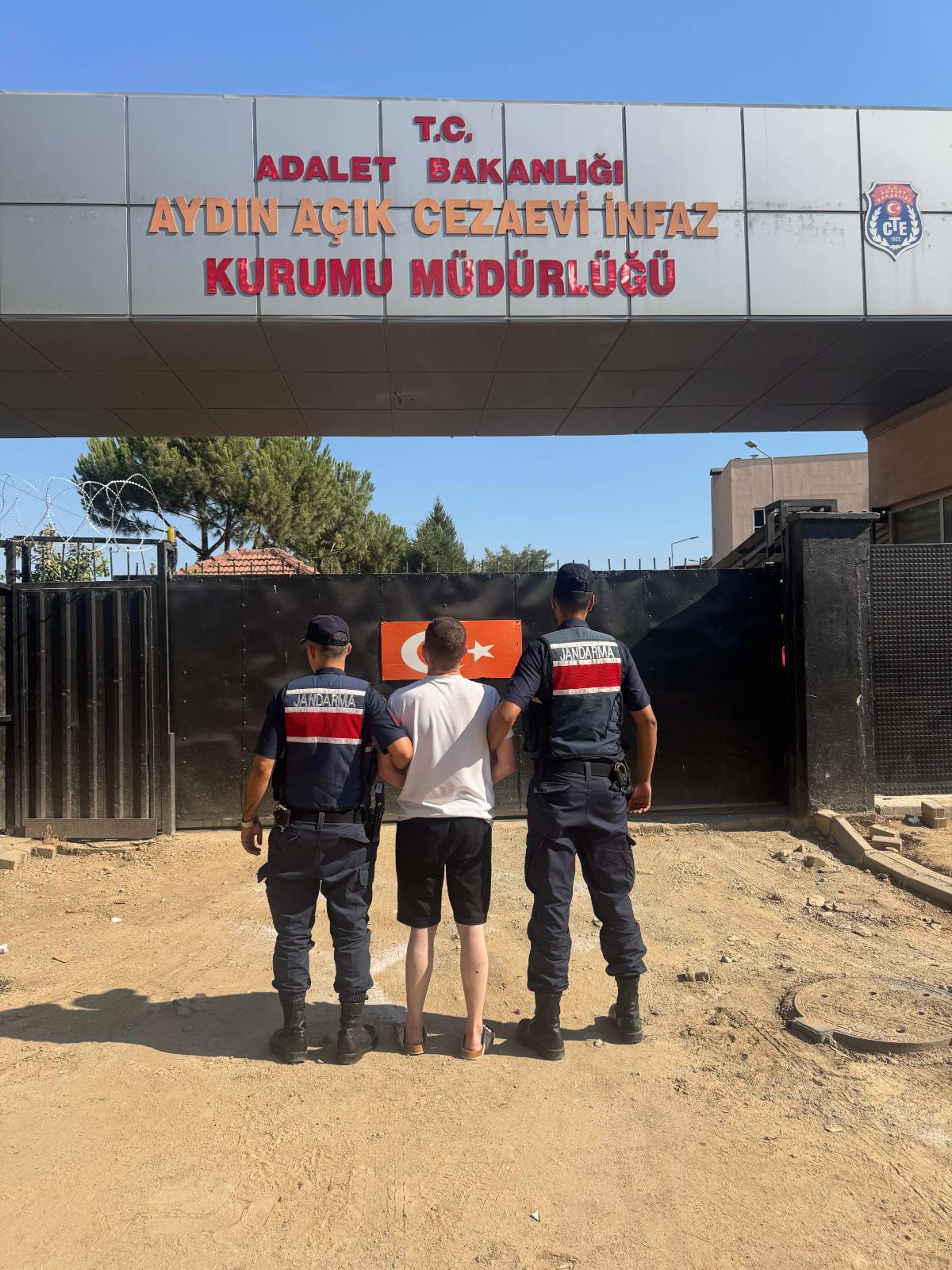 Aydinda 3 Firari Hukumlu Yakalandi 585861 55C3Ccc42Cad494Ba7Fb34Ea7658B0E7