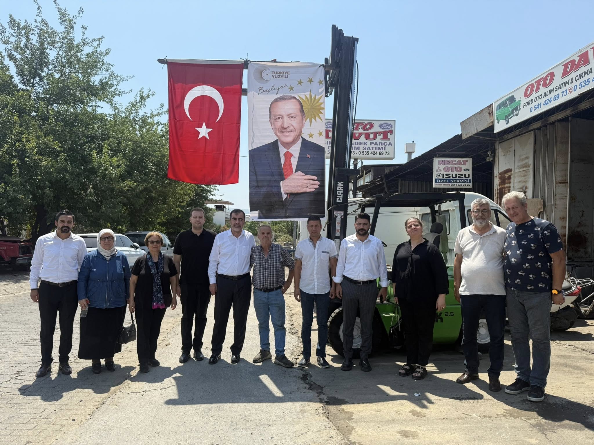 Baskan Erdemden 15 Temmuzda Anlamli Ziyaret 583804 18E05A7A0682E206106Aeacbe4Cfbad3