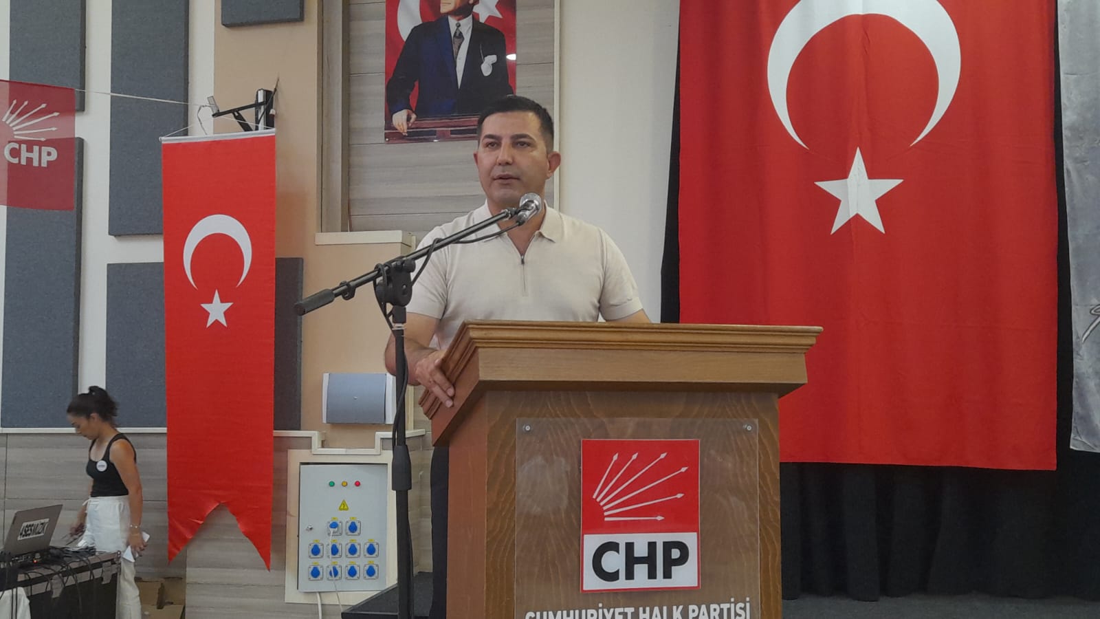 Chp Kusadasi Genisletilmis Orgut Toplantisinda Bulustu 584695 54Ac8151C5F1662Fff94C1D68Dc874Ca