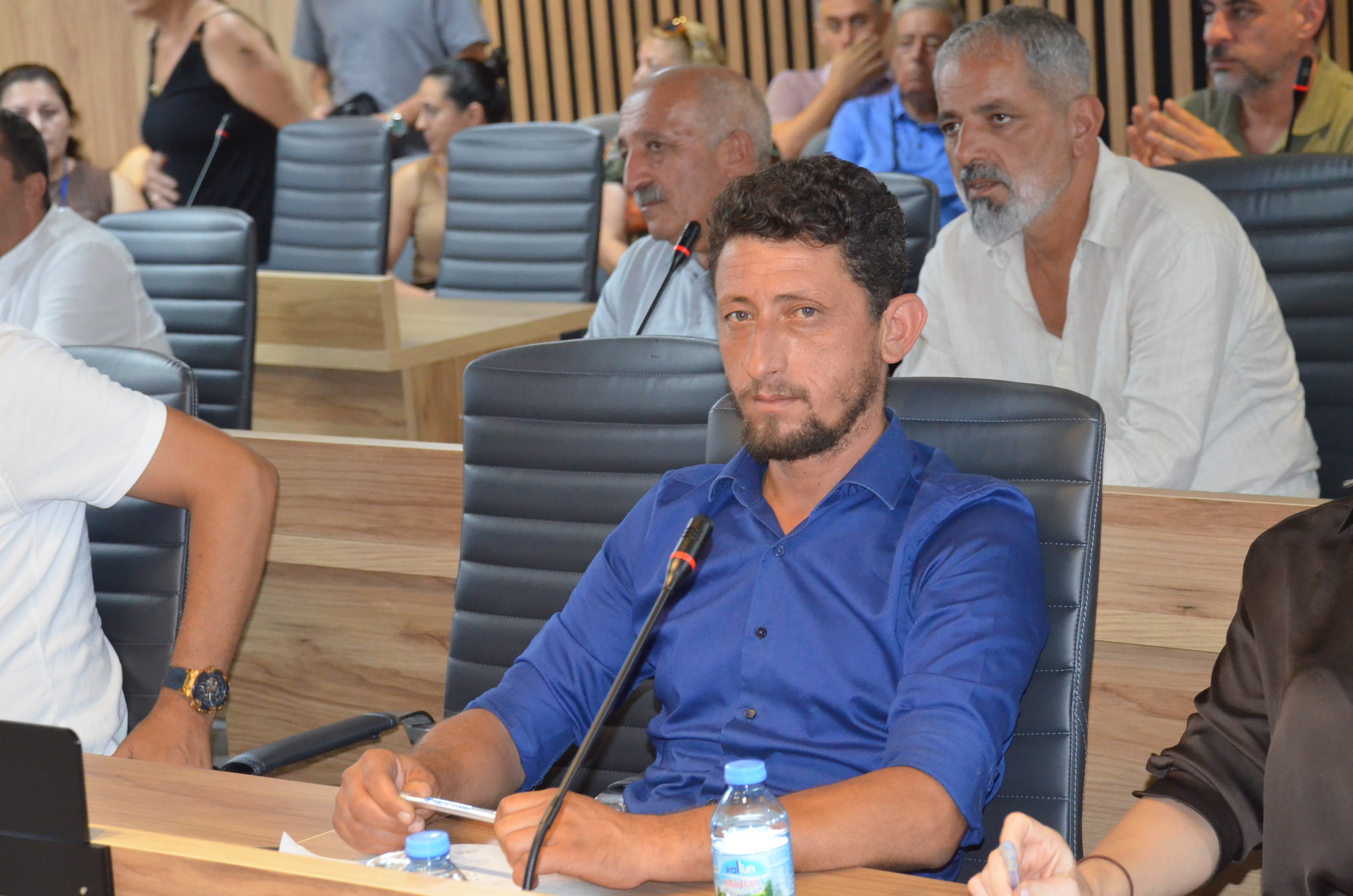 Chpli Meclis Uyesi Sabah Tezgah Acip Ardindan Meclis Uyeligi Yapiyor Ozel 580679 D9Aac8421Cd69331247Aa72D649272E1
