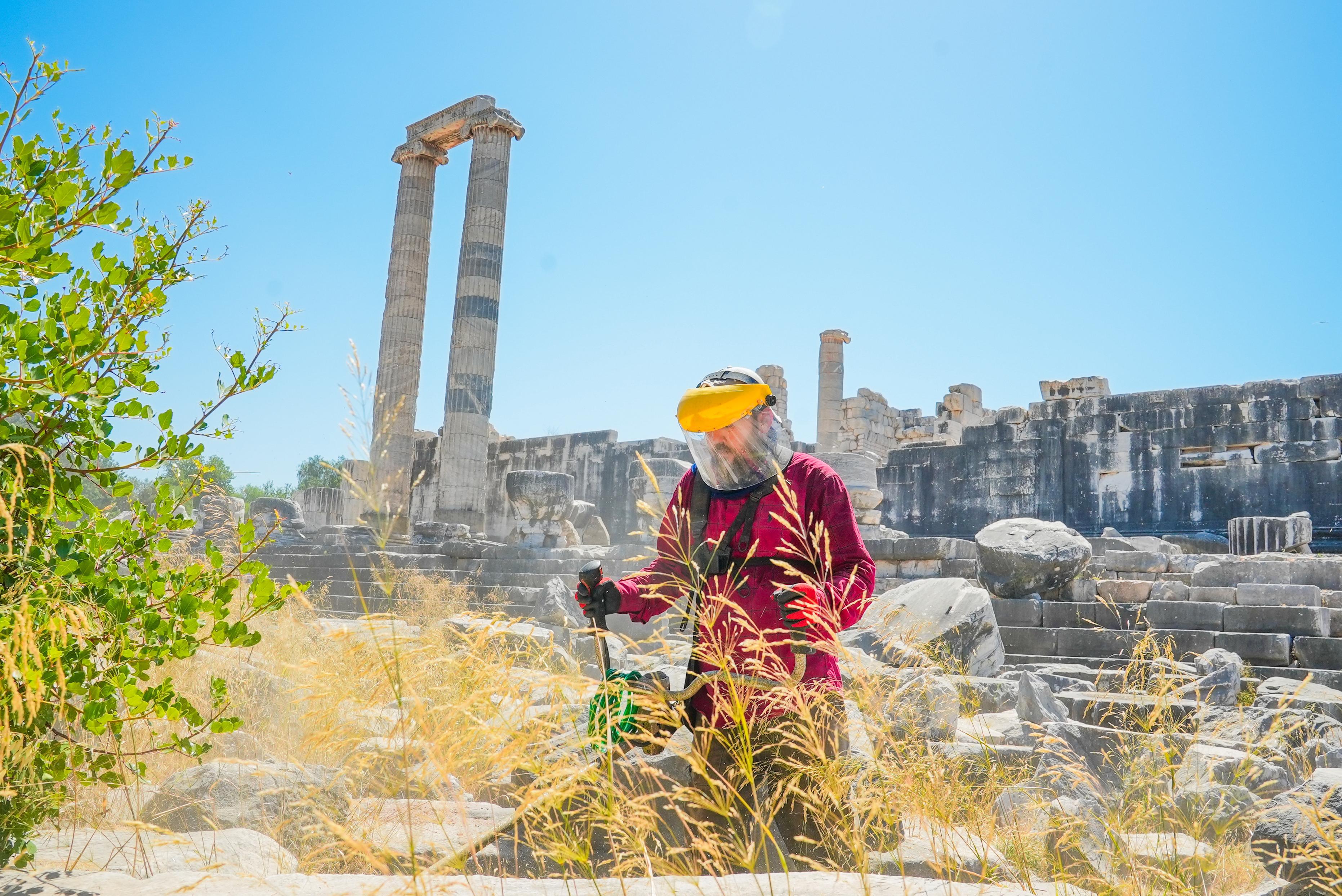 Didim Belediyesinden Tapinakta Gece Ziyareti Calismalari 587187 5Efa11E987326B56C8Dc8D786A2D4C37