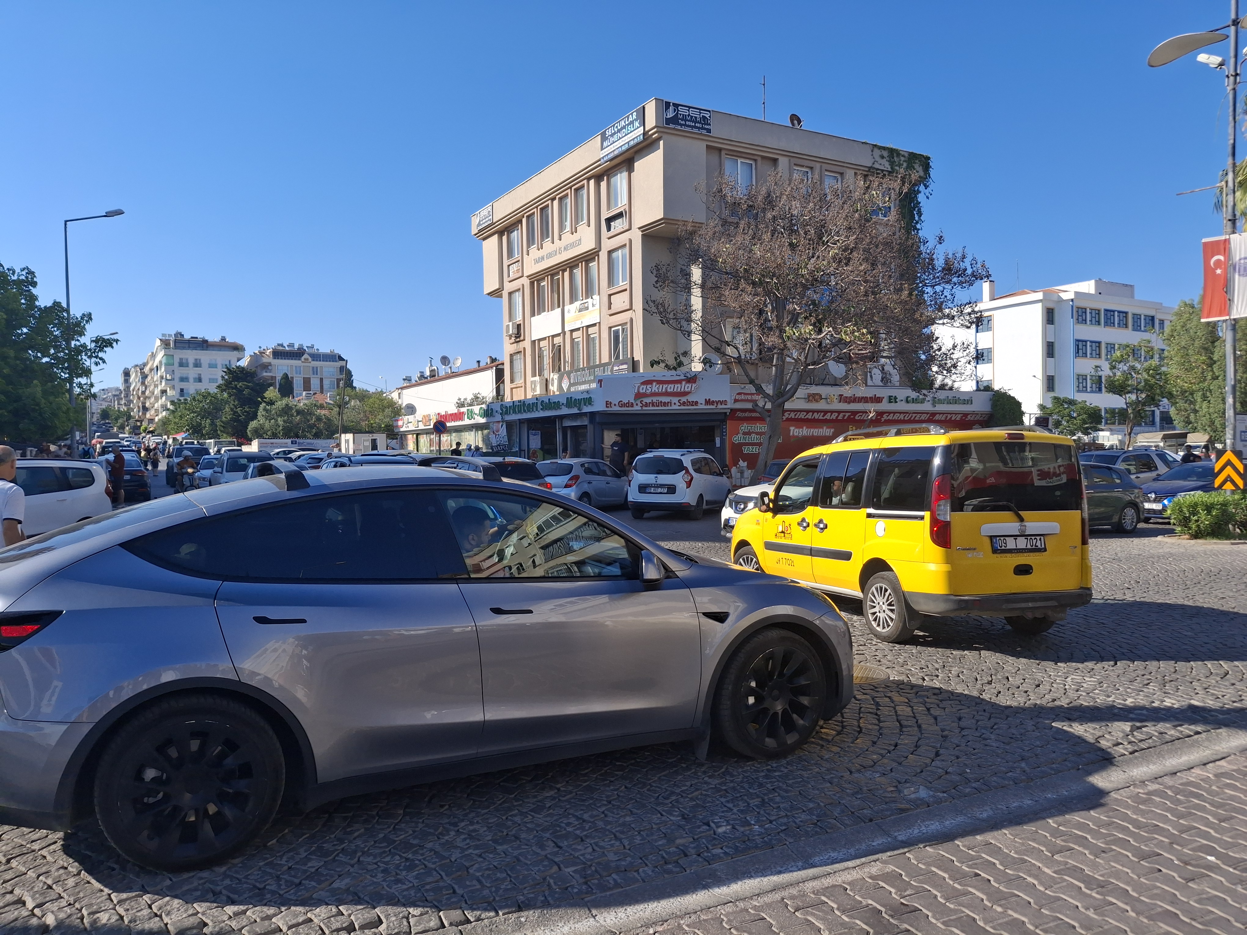 Didimde Trafik Yogunlugu Pes Dedirtti 582325 F5B0183D9A8Ef3B0B5E54286Dec2Acdc