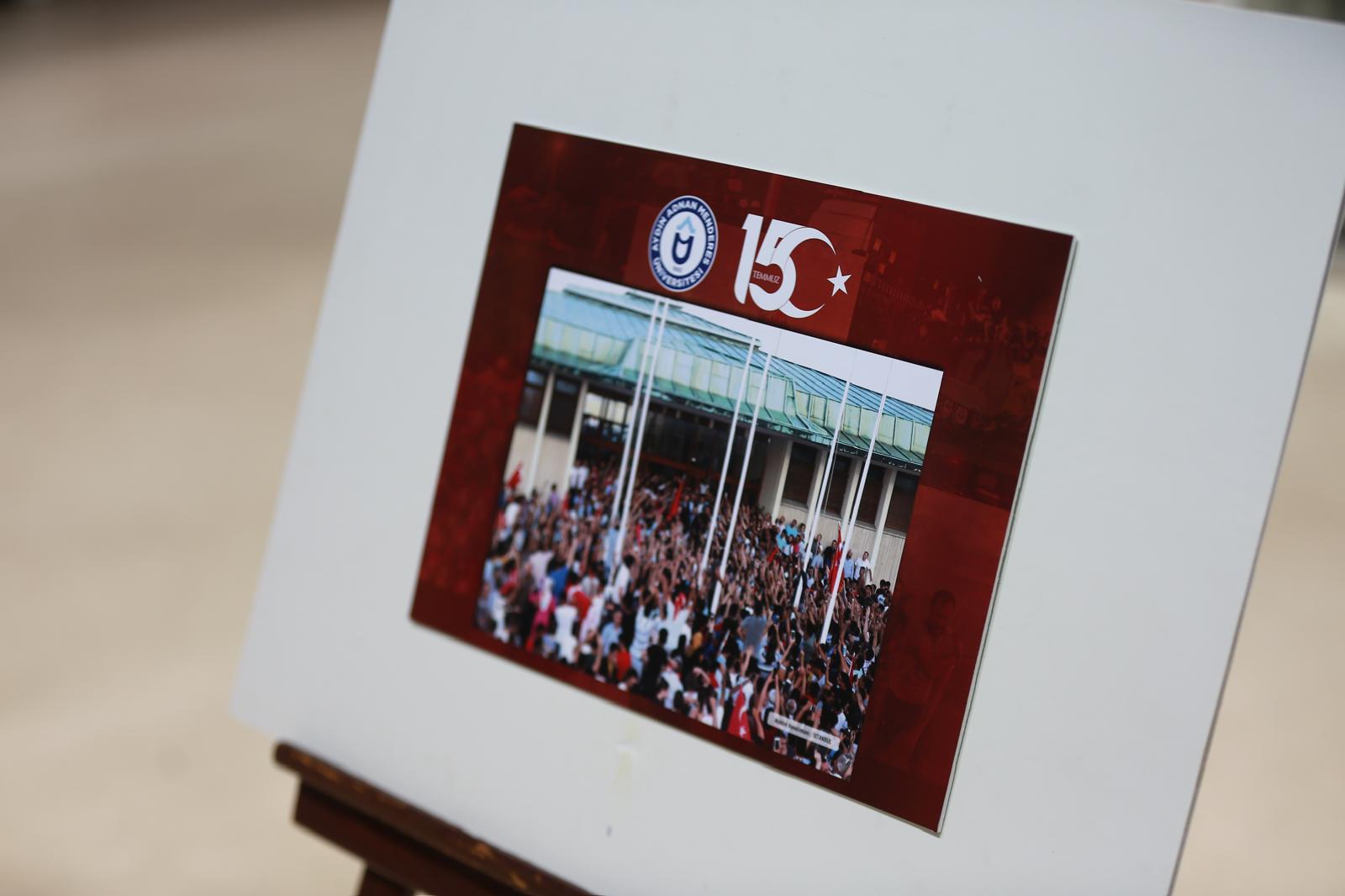 Dunyanin Gozuyle 15 Temmuz Fotograf Karelerinde 584094 465C20024D9Ac2222D9813448580147D