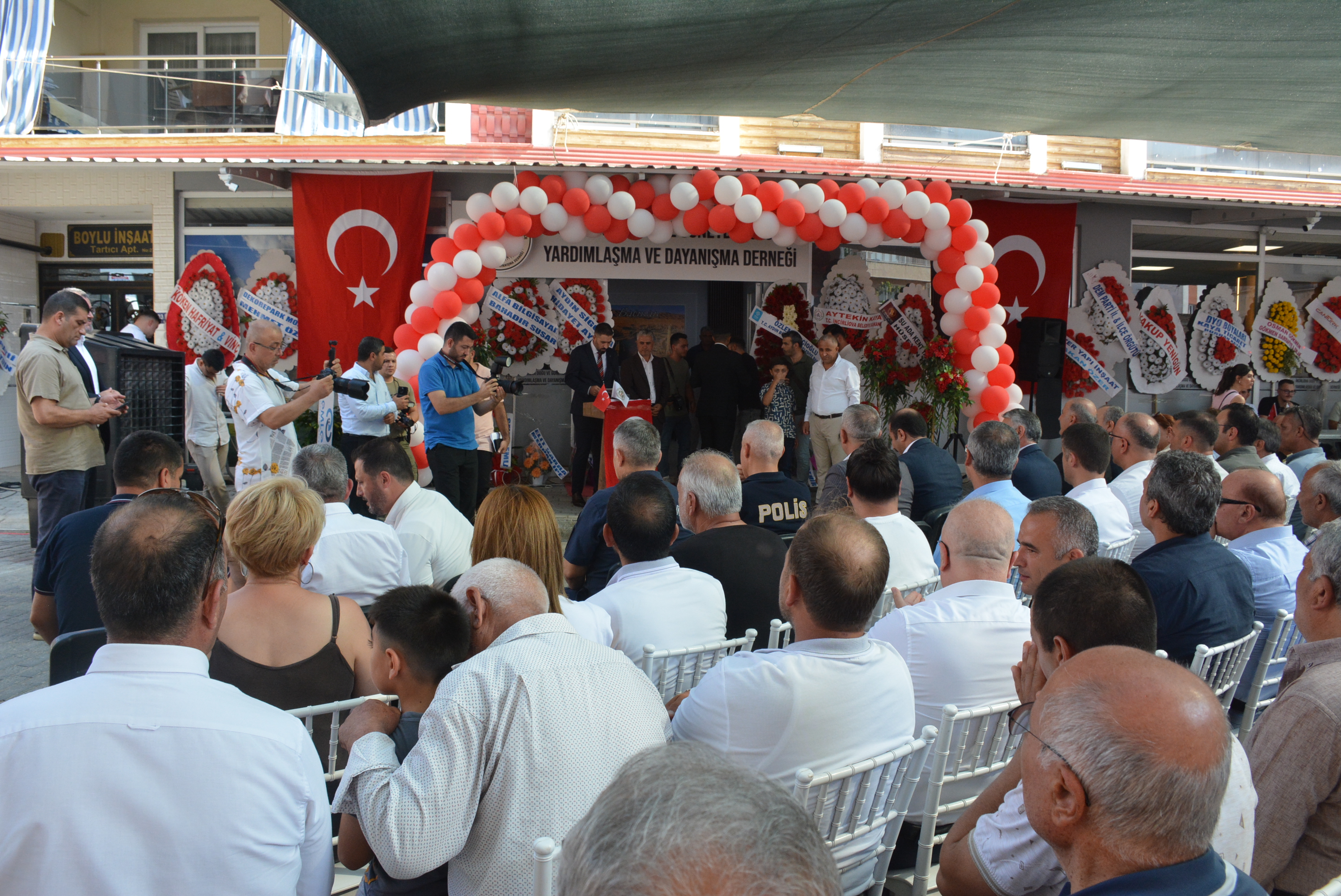 Incirliovada Gorkemli Acilis Dogu Ve Guneydogulular Dernegi Hizmete Girdi 584446 5A8Caf676D21D7345E84B730F8Bee1A5