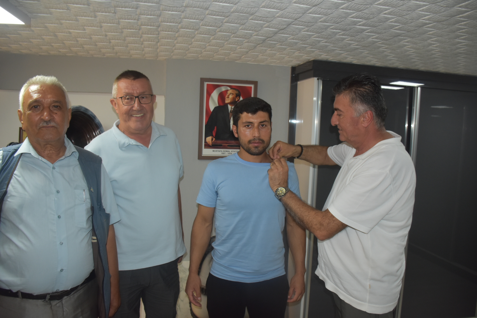 Iyi Parti Aydinda Ilce Ilce Geziyor Bu Kez Duraklari Karacasu Oldu 587018 7F01E4F0A772E4A4Bfb651D348B82E90