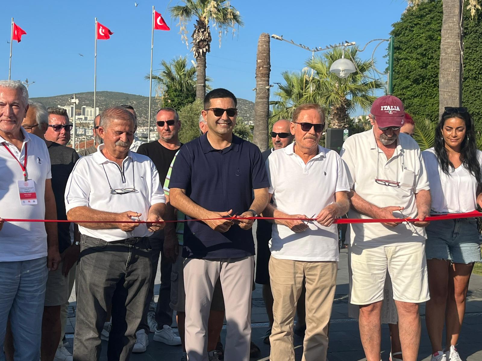 Kusadasinin Usta Kalemleri Senlikte Okurlariyla Bulustu 582941 673Dbc3779183E8Ea511F7Ed8378Adca
