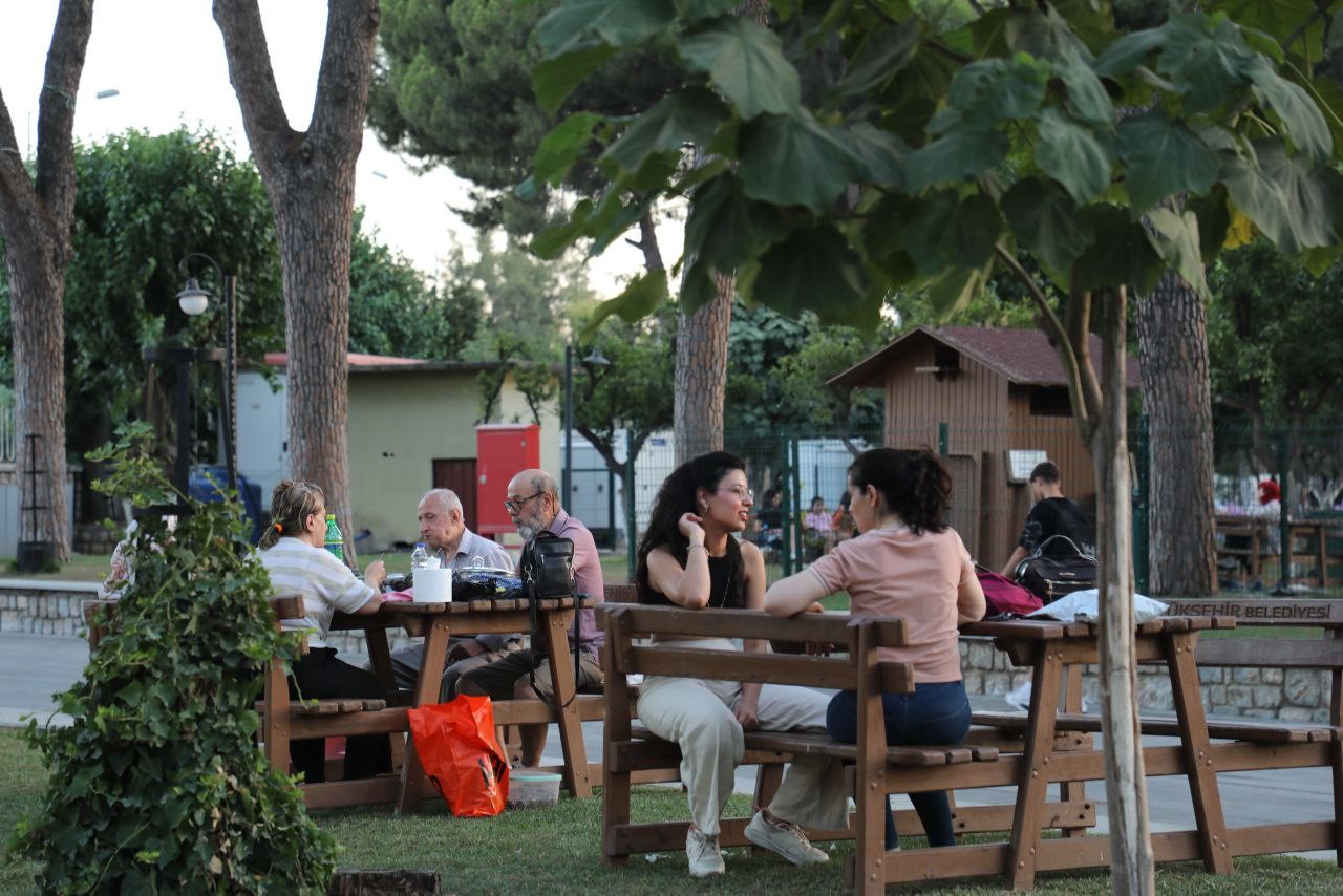 Mimar Sinan Ve Tekstil Parklari Aydinlilarin Ugrak Noktasi Olmaya Devam Ediyor 1Abca53109B3Cf897B8Fc98531F8C8A4