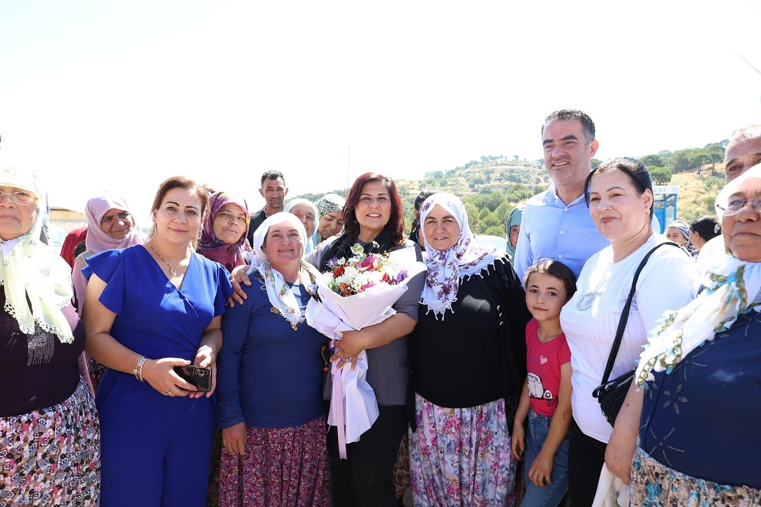 Siyasetcilerin Dugun Mesaisi 583237 8A2968007Dfea416Bc7E4864C9A19479