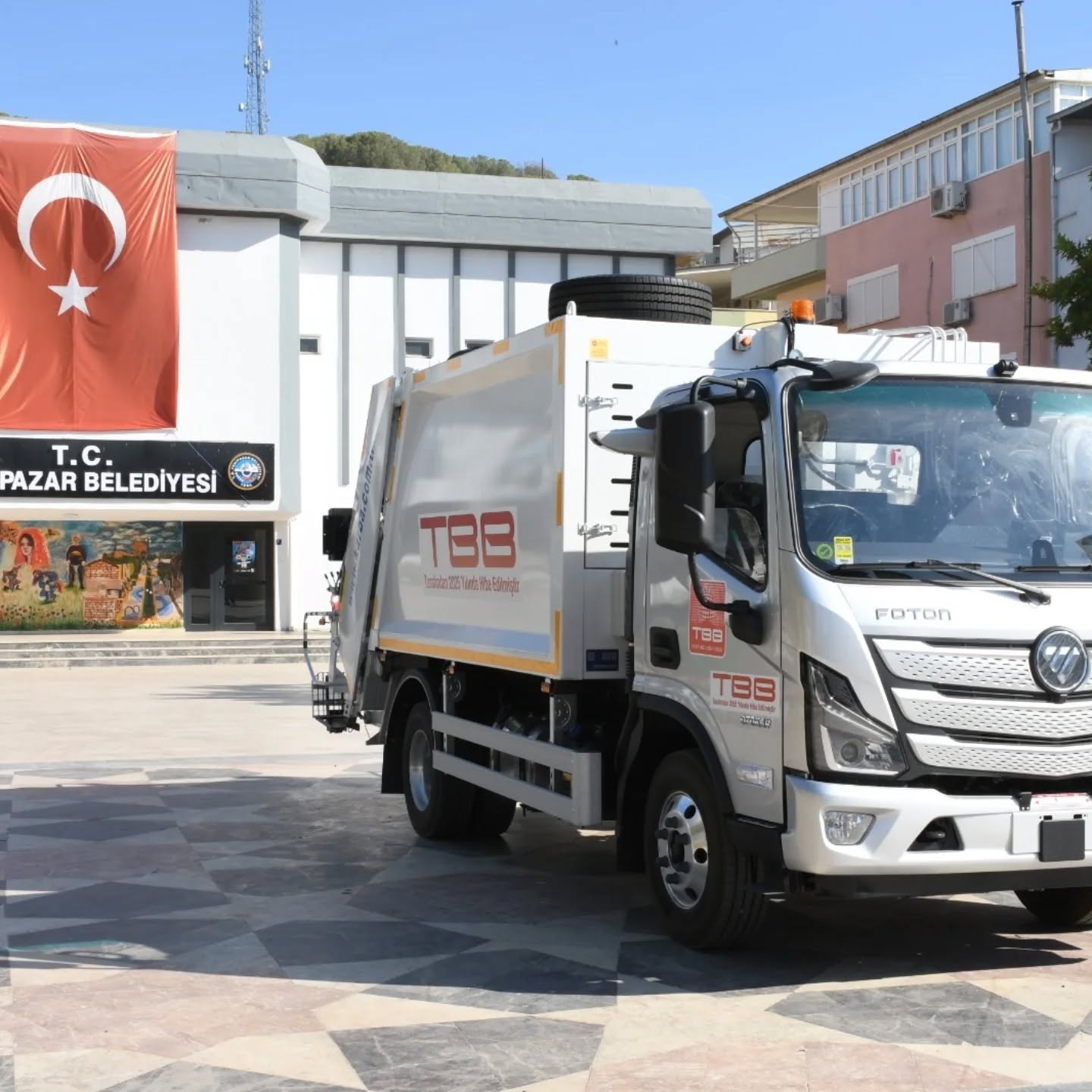 Yenipazar Hibe Kamyonuna Kavustu 581737 224Ea006364C3Fd34B9382930Fbe615D