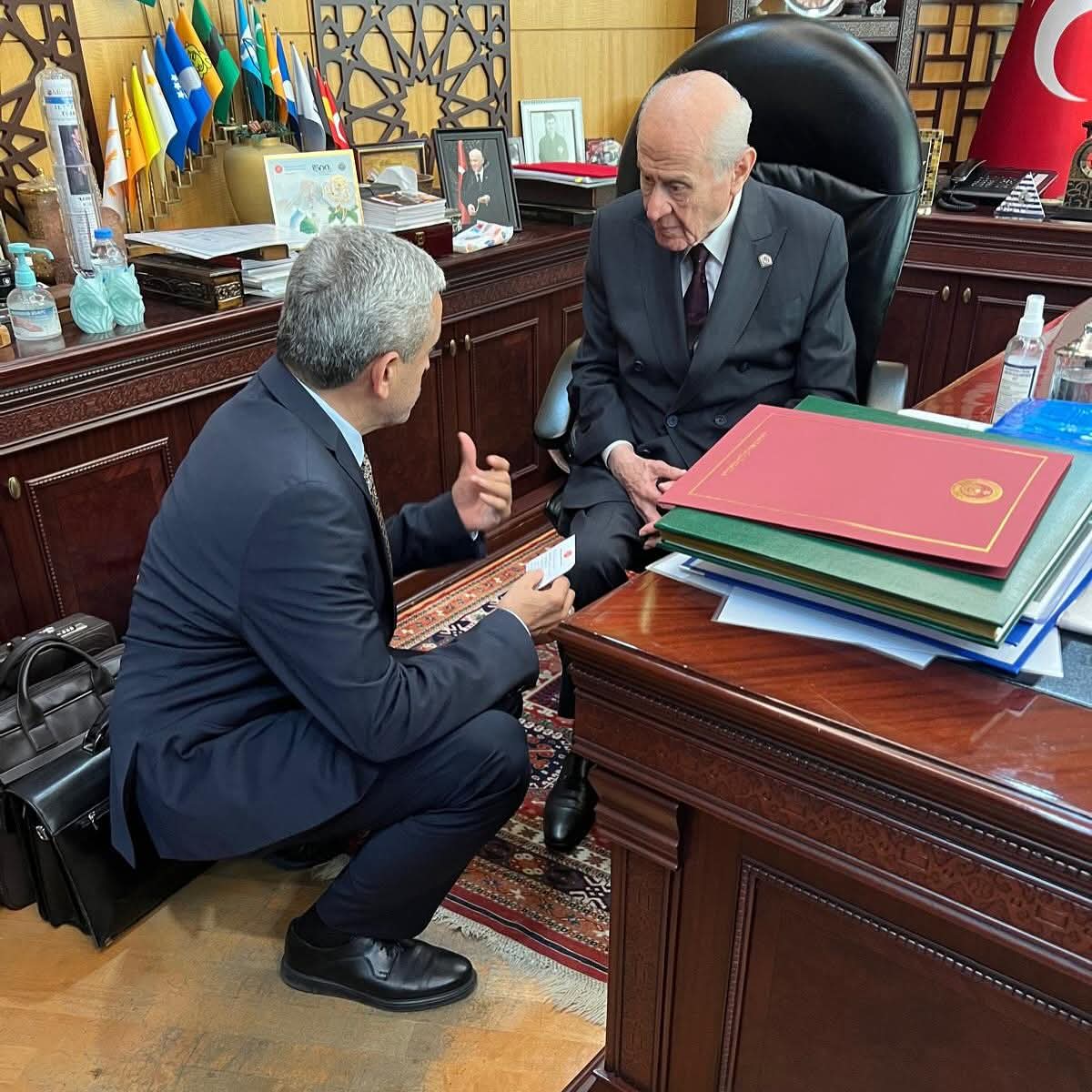 Aliciktan Bahceliye Ziyaret Liderimizin Izinde Milletimizin Hizmetindeyiz 594553 658Ff0D3058Dc4B3Ec081D0C9D3413F8