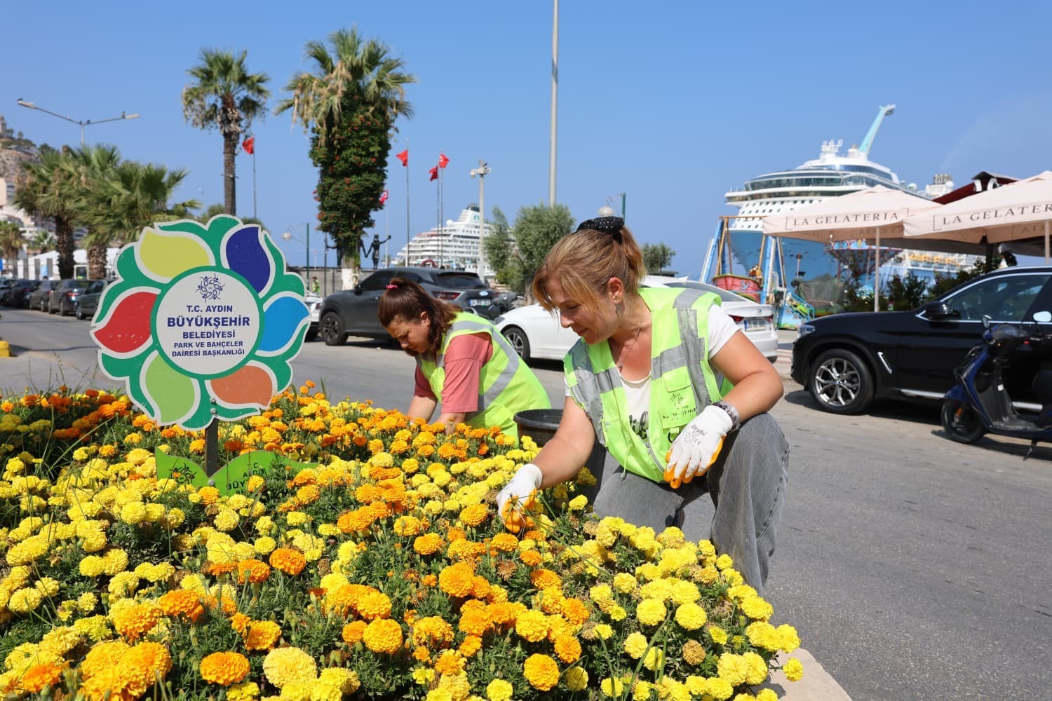 Aydin Buyuksehir Kusadasinda Calismalarini Suruduruyor 9F9B2827B9864384Fd5A62B9Ab4632A7