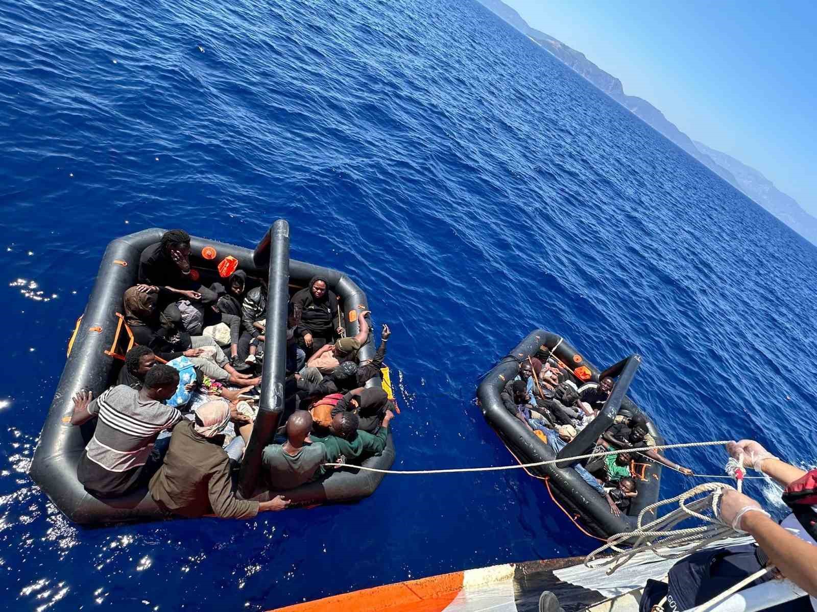 Aydinda 1 Ayda 147 Duzensiz Gocmen Kurtarildi E836Ff607E25345349F56195143C4Cb5