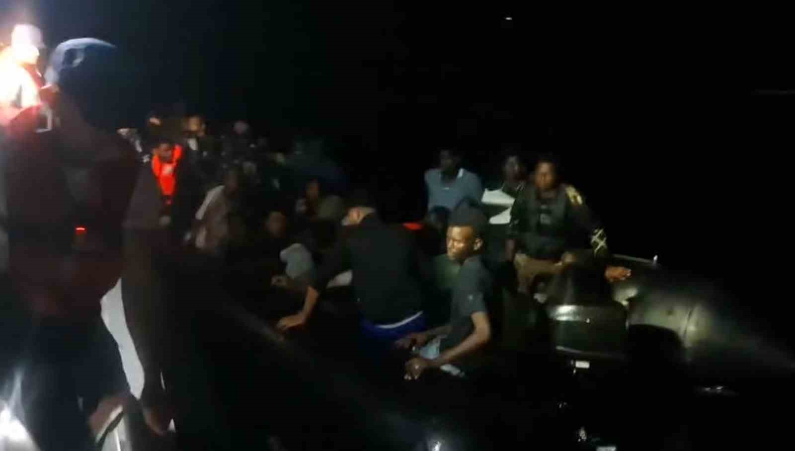 Aydinda 37 Duzensiz Gocmen Yakalandi 180Ec82520008A63Df409Db915533C17