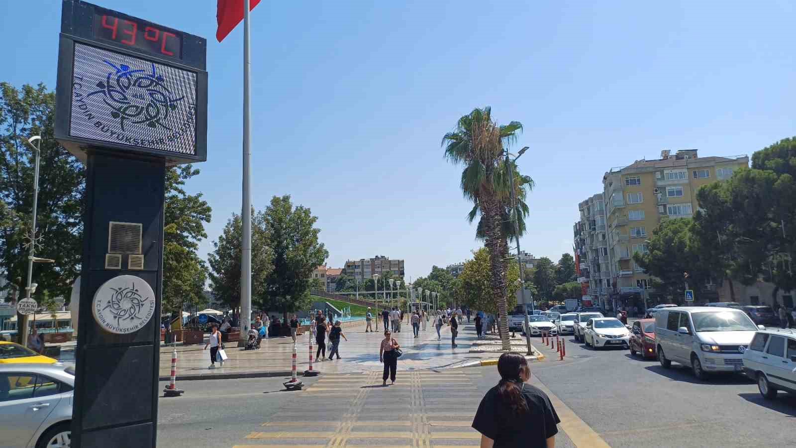 Aydinda Hissedilen Sicaklik 50 Dereceye Yaklasti 9C329F8C137B3E68F3302471Dc69F2Ab