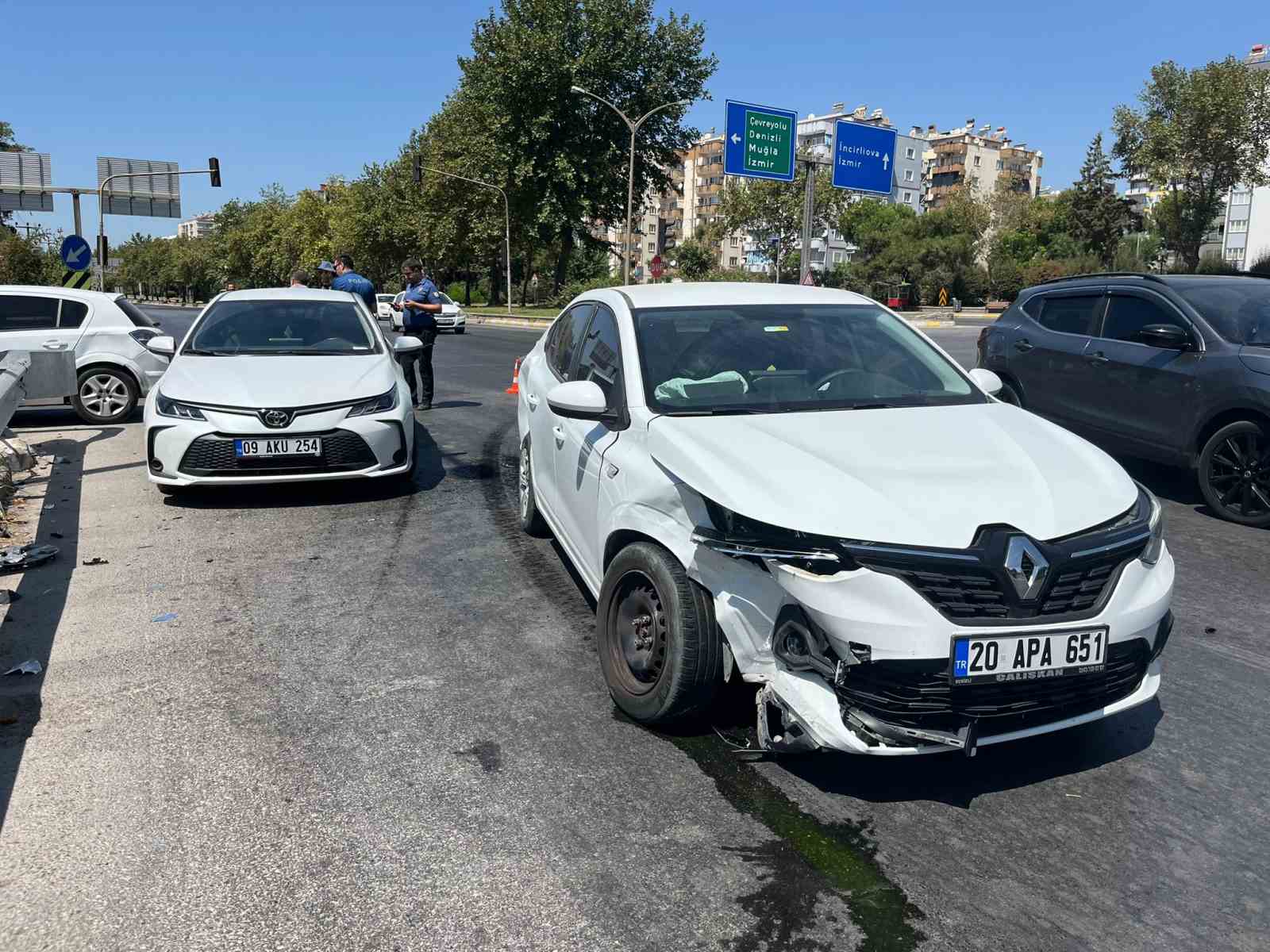 Aydinda Trafik Kazasi 1 Yarali 7Cfe1F7164A253379E5Dc32390736Eaa