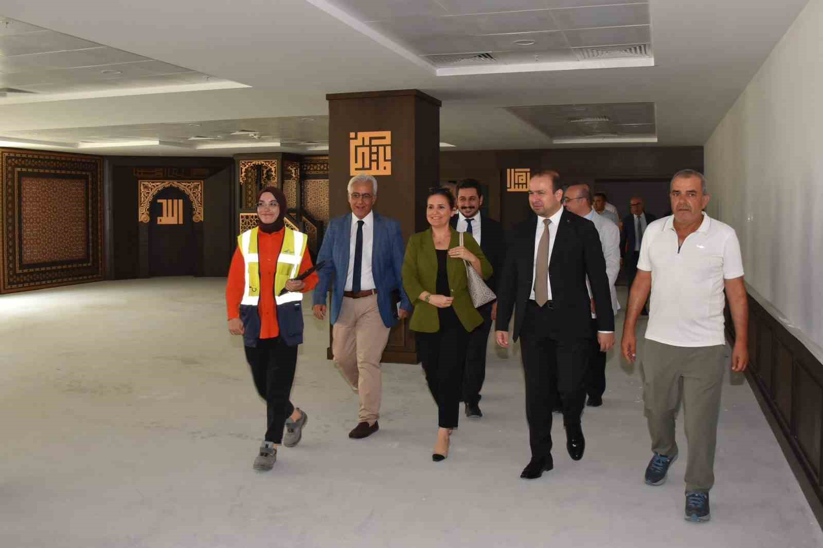 Bakanlik Heyeti Aydindaki Saglik Yatirimlarini Inceledi C5A67Ddd52523062Cb17059C8Eb8B281