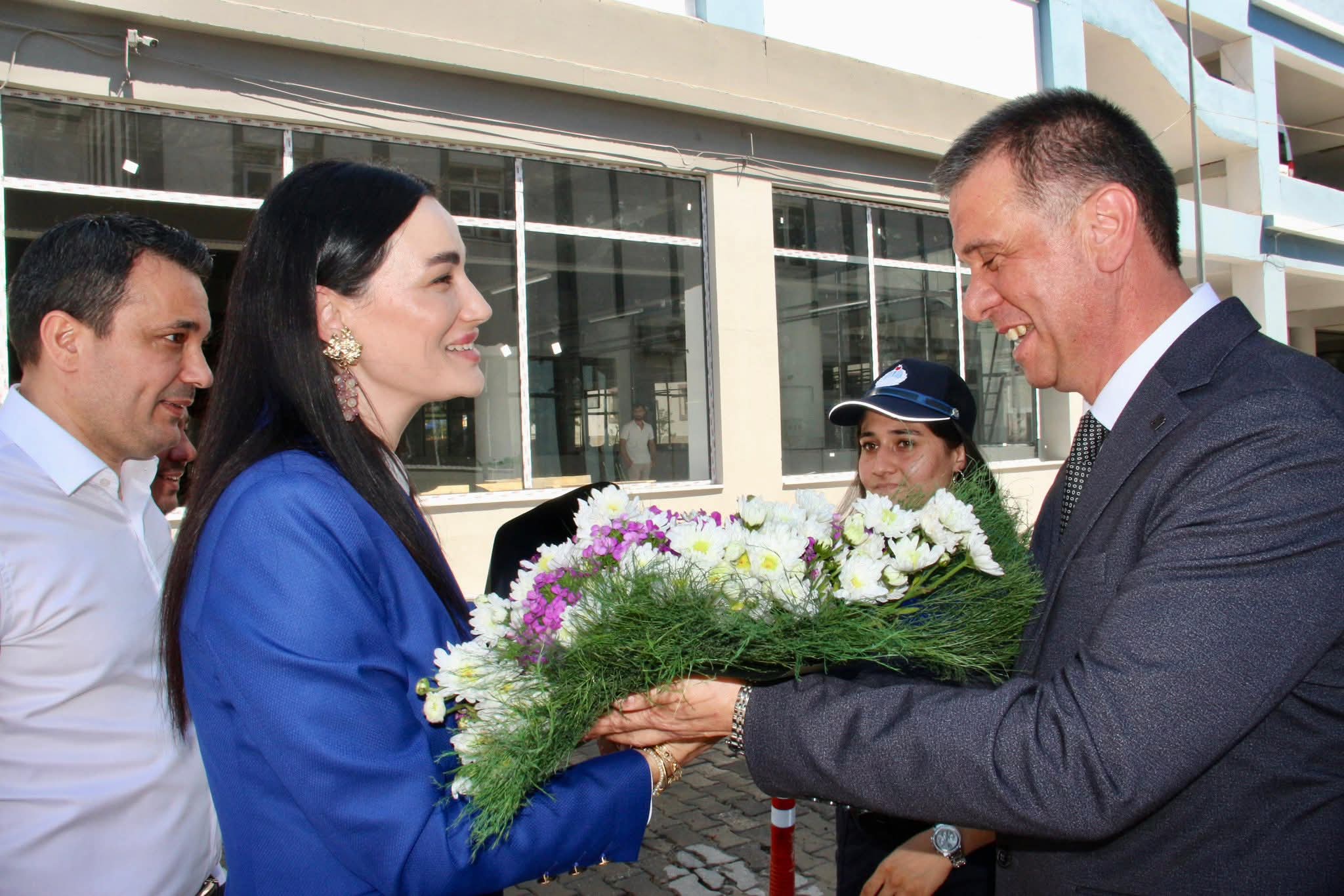 Baskan Ercana Ak Partiden Hayirli Olsun Ziyareti Yenipazar Icin Guc Birligi 592995 277357531777657Dbd04Bf924660717B