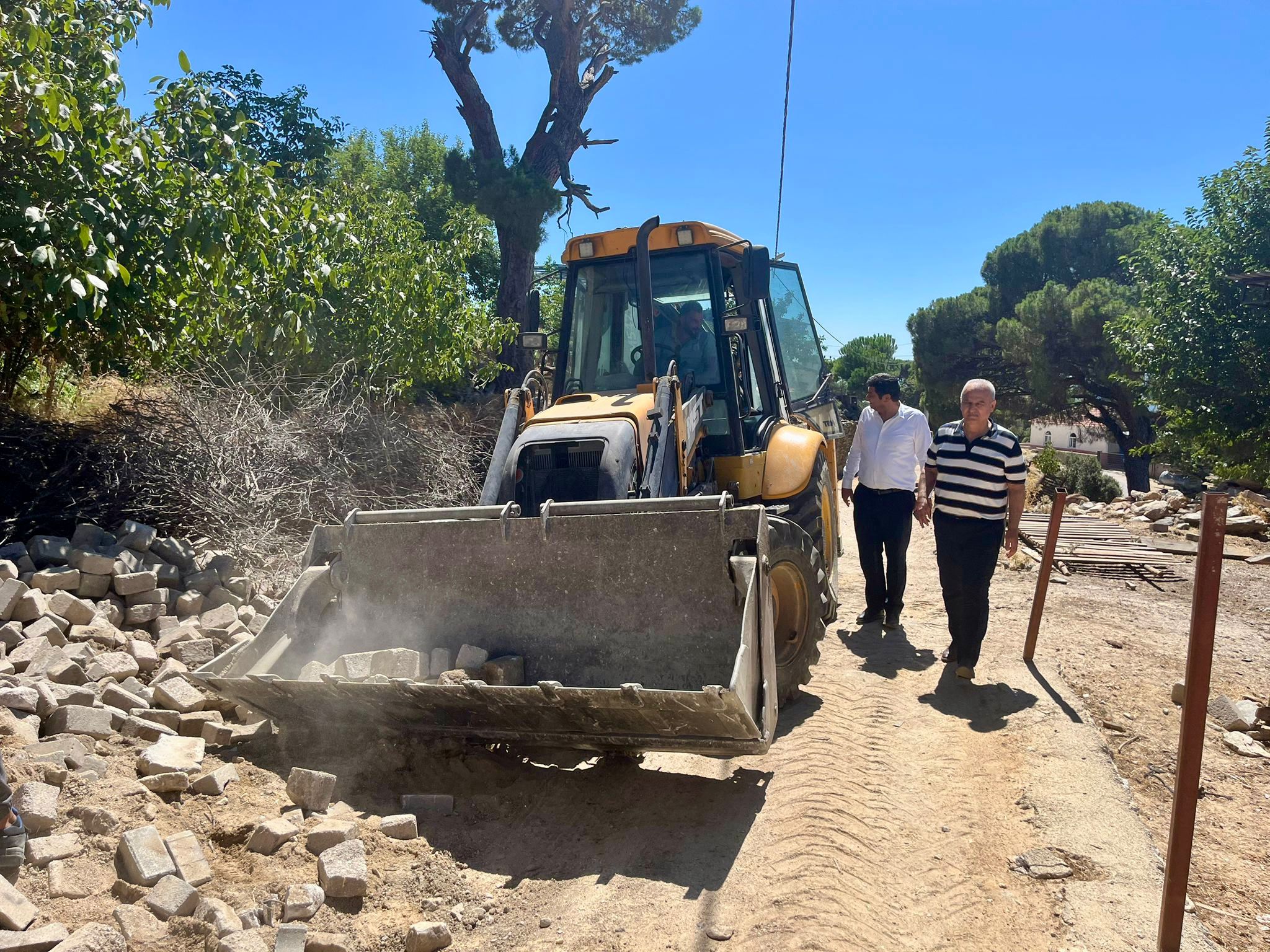 Baskan Kivraktan 38 Kilometre Uzakliktaki Mahalleye Esit Hizmet 595449 Fc388Addeb90Efecf856E5D835Dd0Eb6