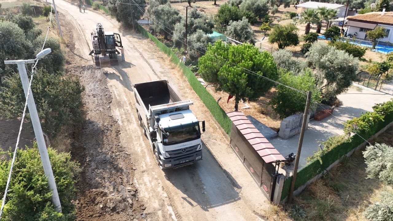 Buyuksehir Efelerin Yollarini Yeniliyor 64C8A2583Aef127F54Fdec073C565953