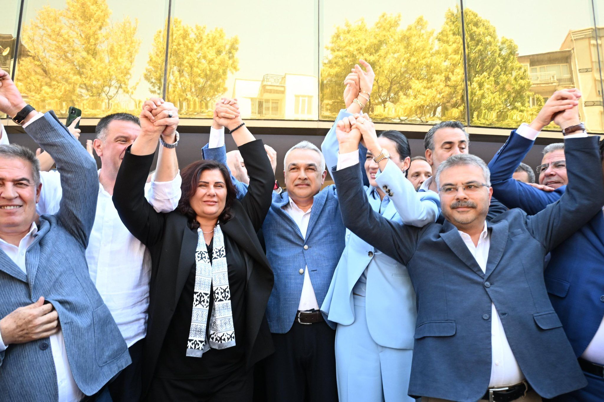 Cercioglunun Ak Parti Sevgisi Plakaya Kazindi 592448 2576A1227038E660230C2A63Dc91F49A