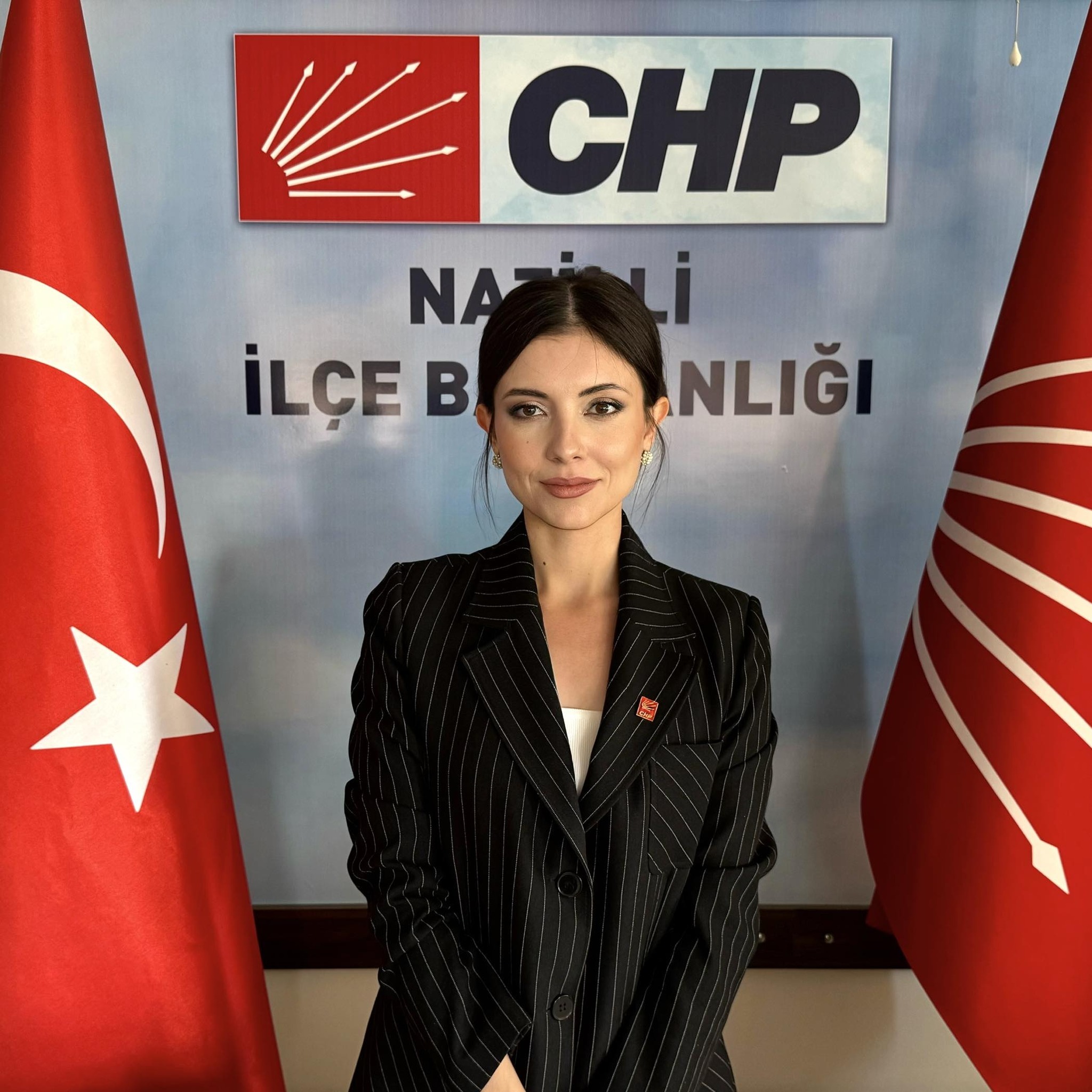 Chp Nazillide Baskanlik Yarisi Kizisiyor 4 Isim Baskanlik Icin Kollari Sivadi 589163 3F085B3Eb576842998934A68880A0Fb2
