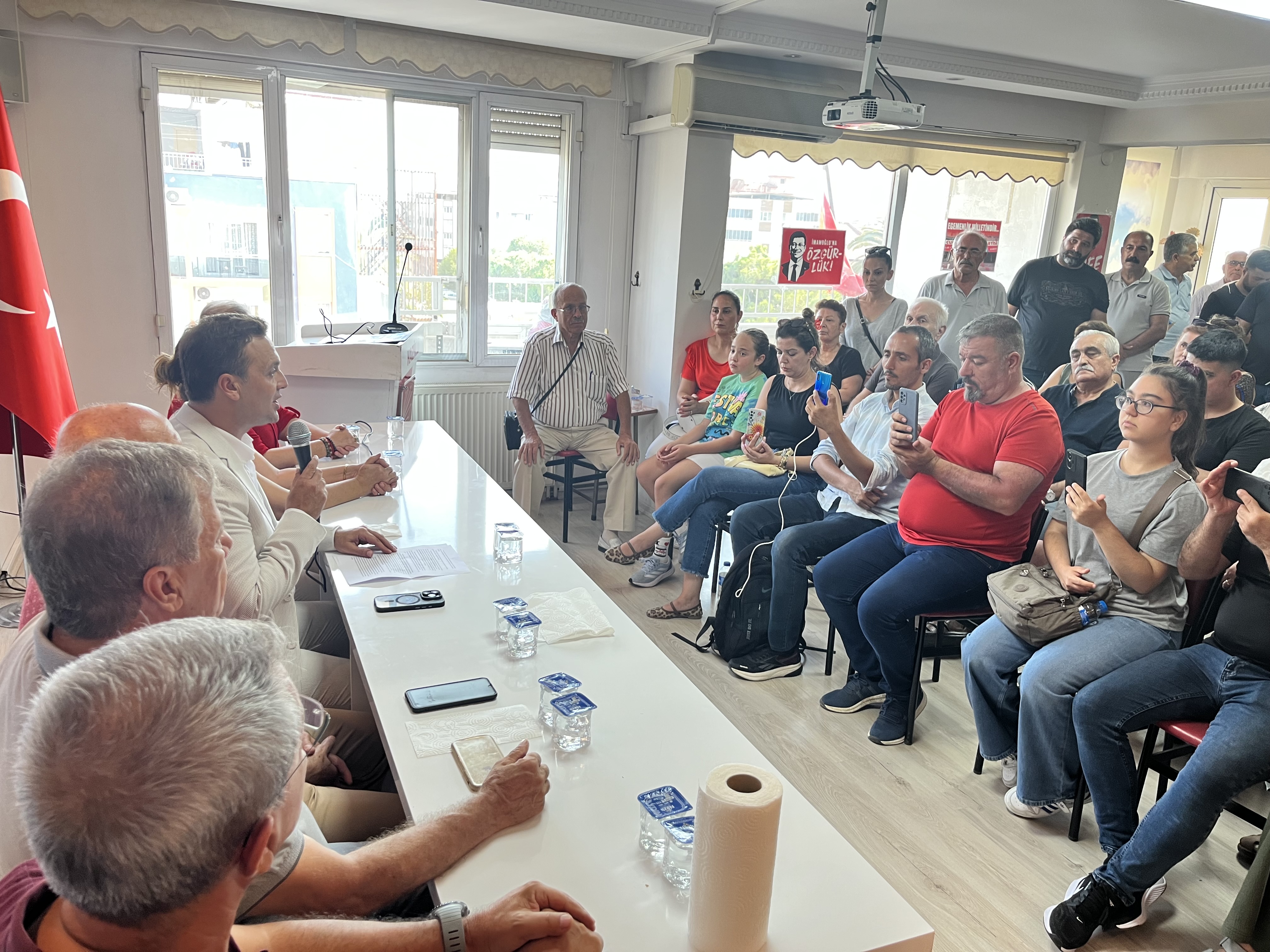 Chp Nazillide Ilk Adayligini Aciklayan Isim Erkan Acahan Oldu Kirmizi Listeye Destek Istedi 589817 793Aea741864D611919Ef15A2B2Bfe9E