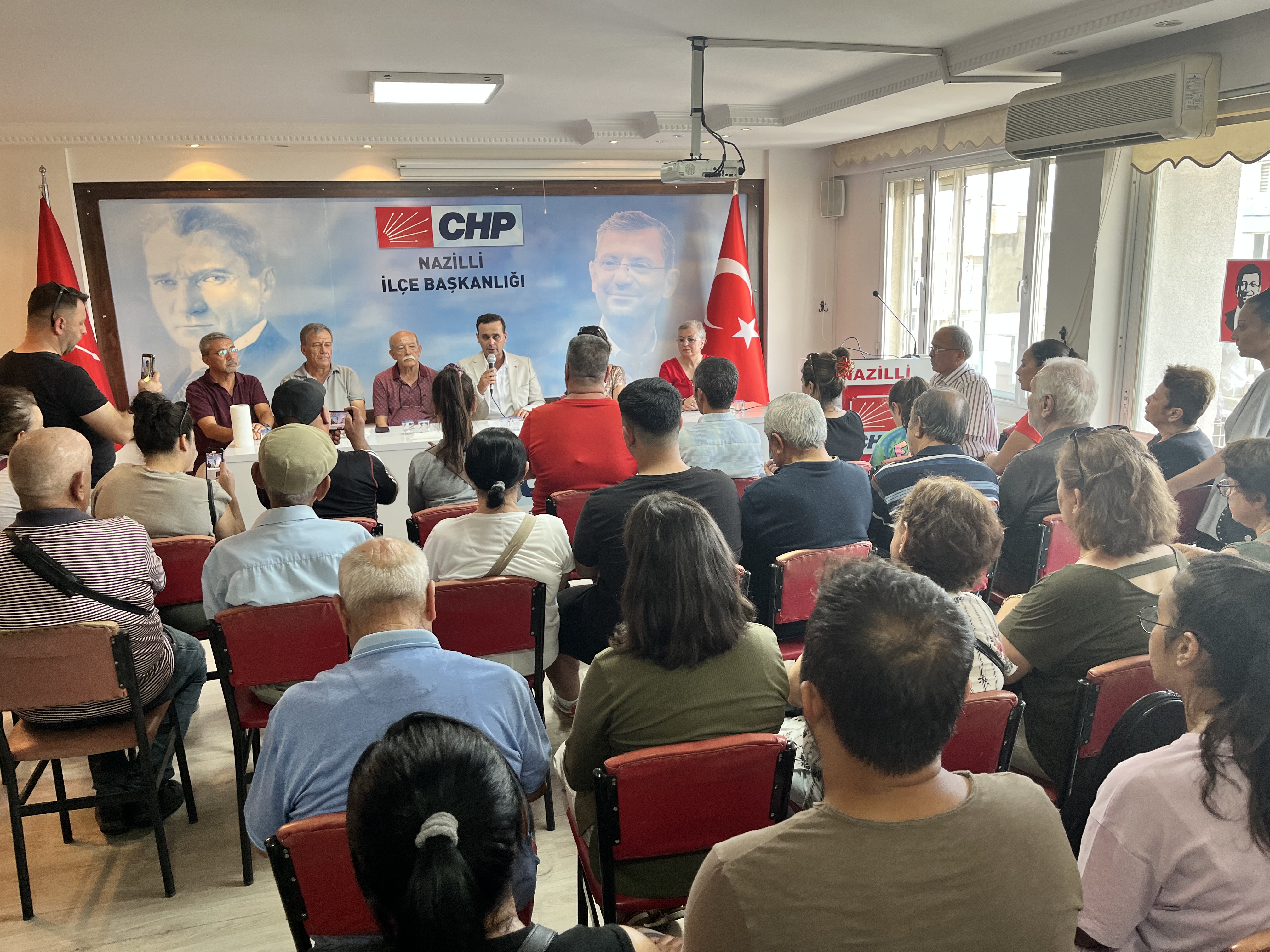 Chp Nazillide Ilk Adayligini Aciklayan Isim Erkan Acahan Oldu Kirmizi Listeye Destek Istedi 589817 D2E4E43A7862E2Cd4C7786B522E3017A