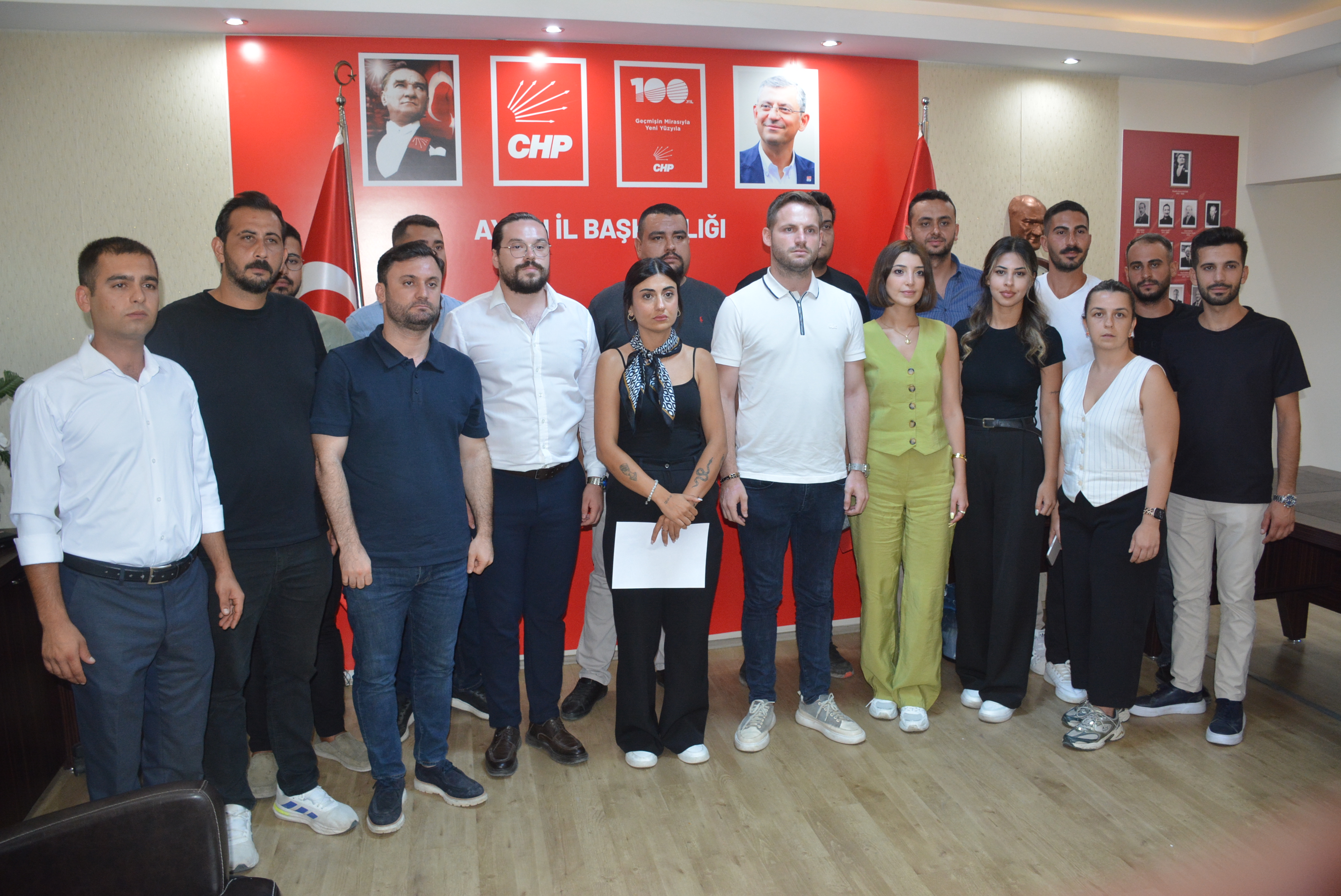 Chpli Genclerden Dikkat Ceken Cikis Evimizi Asla Terk Etmeyecegiz 590934 05Fc498Ef5Dd46772C7Bdf11A75Ccbe4