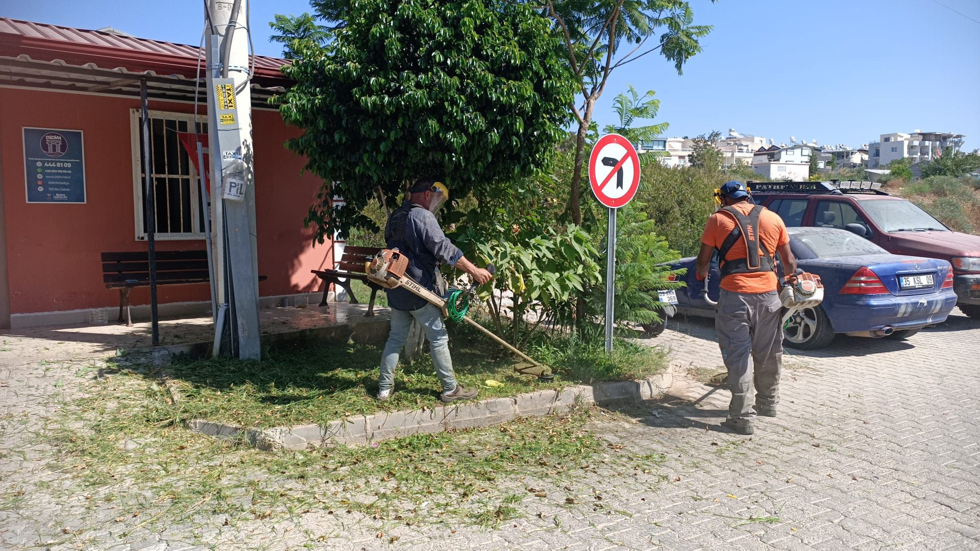 Didim Belediyesi Kent Estetigi Ve Yasam Kalitesini Artirmak Icin Sahada 589027 Fe5Abe740Ca18493F6Bffefa8B8Baf7C