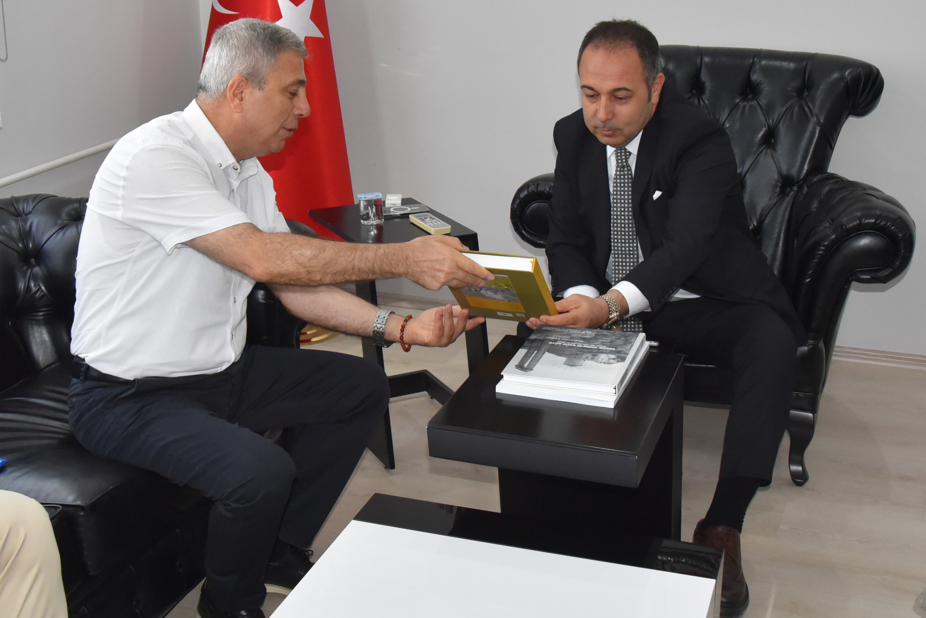 Dto Yonetiminden Didimin Yeni Kaymakamina Ziyaret 590824 4484611C164Bddf84213Bb68D9C6D863