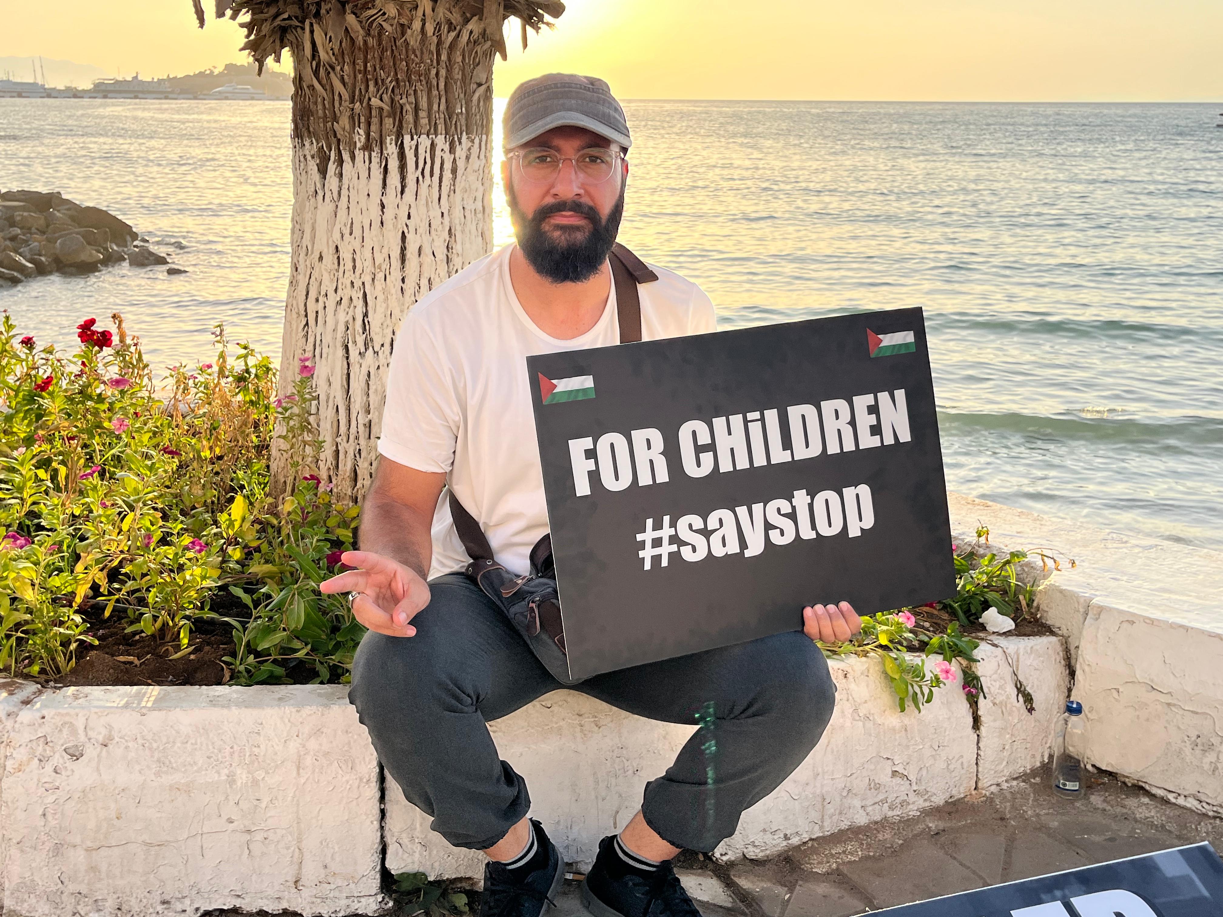 Gazeteci Aktivist Karahanin Gazze Nobeti Suruyor 595576 6718283C878B87A4D05C66442657C8C5