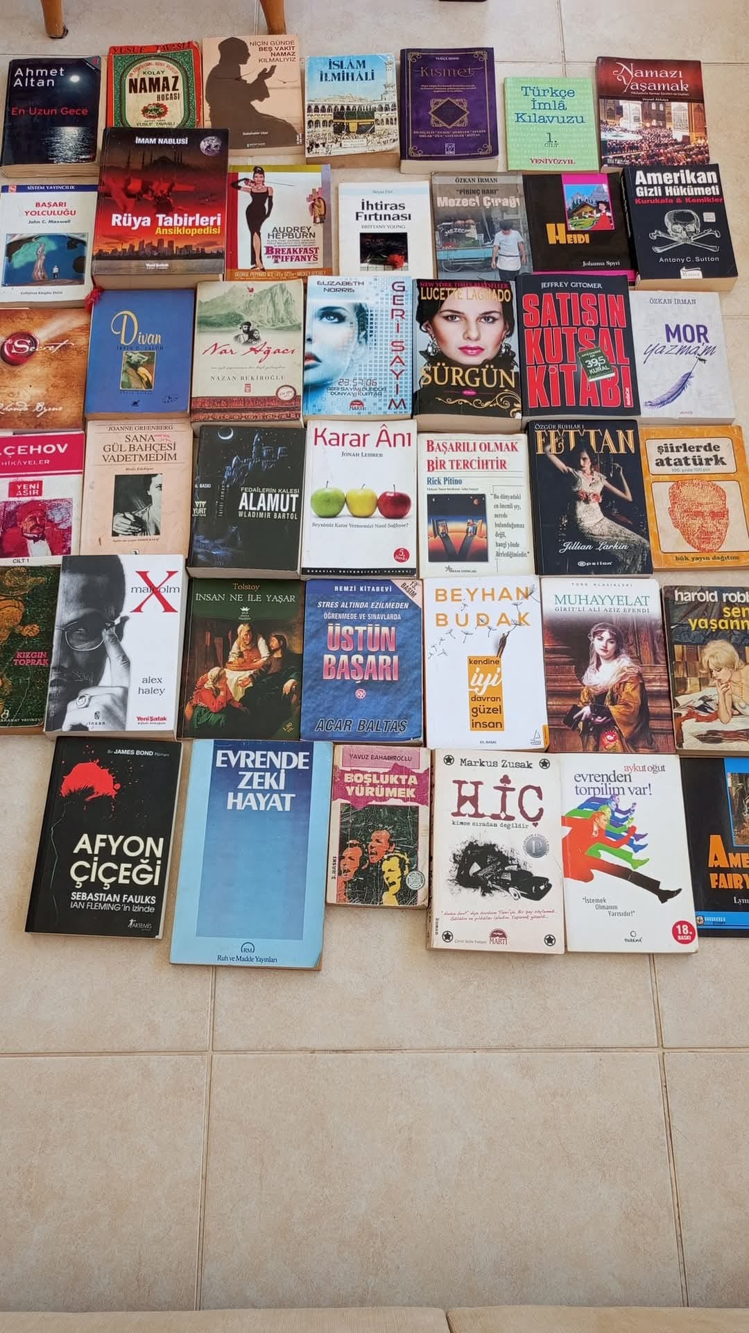 Gonulluler Akbuke Kutuphane Kazandirmak Icin Kollari Sivadi 594256 531E083479E53A14D15243Ebeccce343