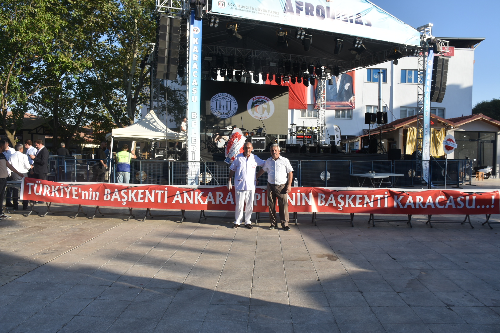 Karacasuda 13 Metre 20 Santimlik Pide Yapildi Turkiyenin En Uzunu 595133 C6F23B66F292F32Dc5Be42A2A34964D8