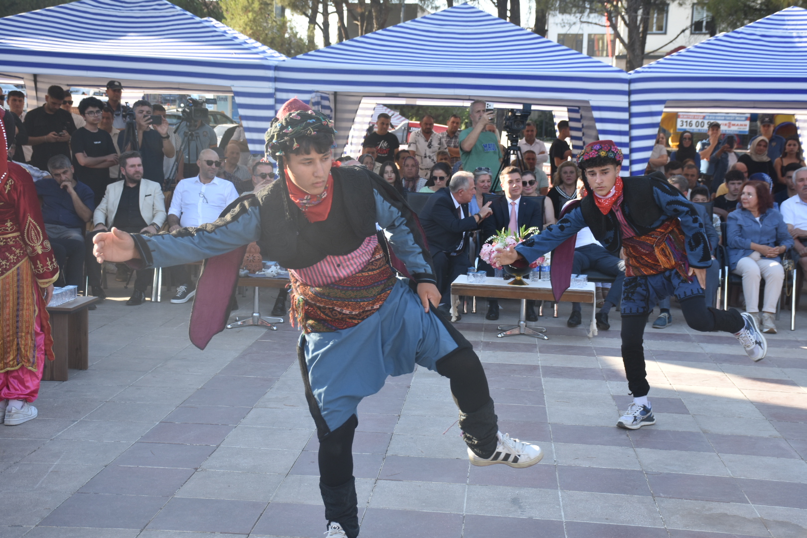 Karacasuda Coskulu Festival Acilisi 595131 7Afc25007Dd79F8Ef1E1Dcf523419204