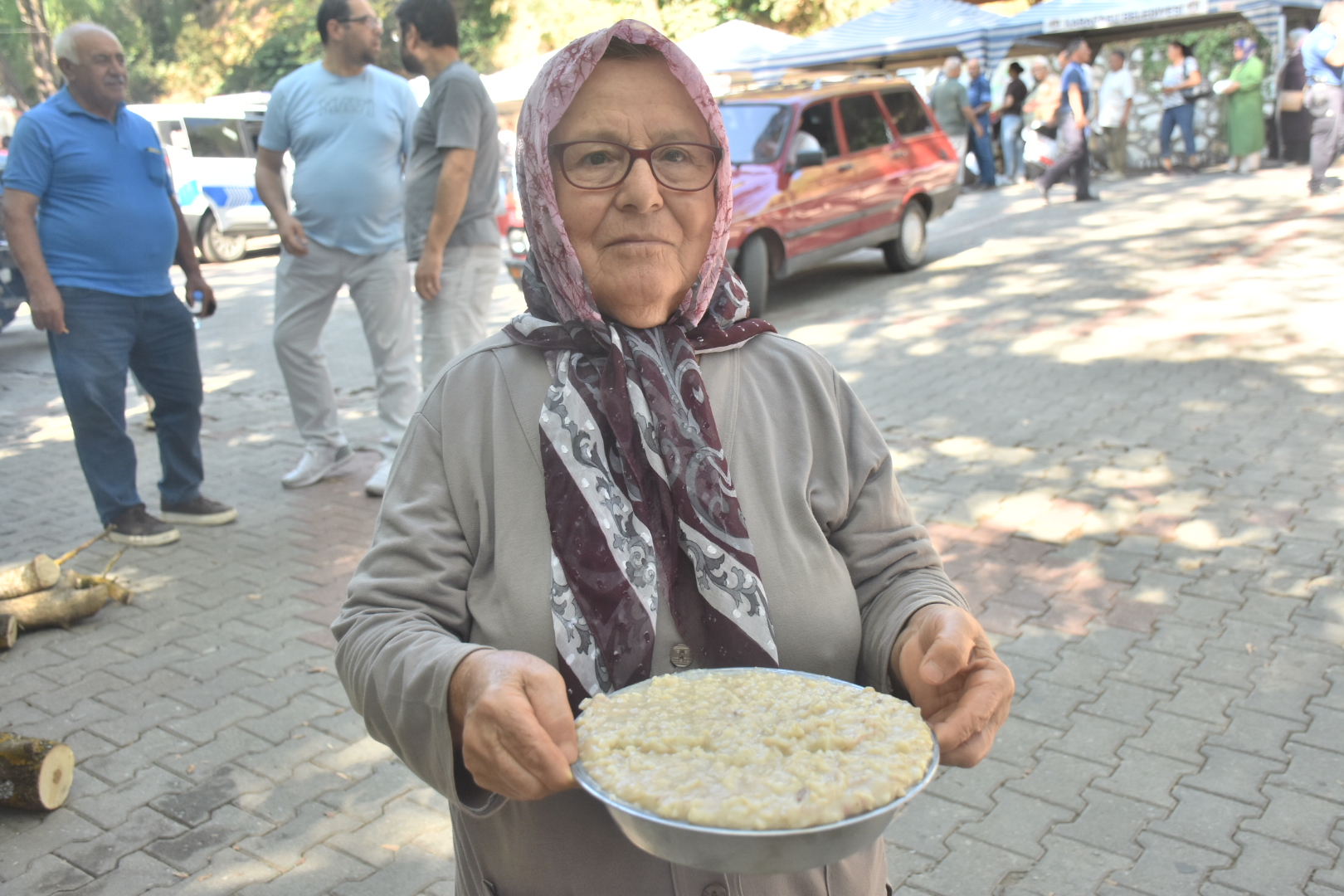 Karacasuda Galleasi Dedesi Hayri Duzenlendi 593527 C182B3F4C68Bd98887Dc7E846A8A2937