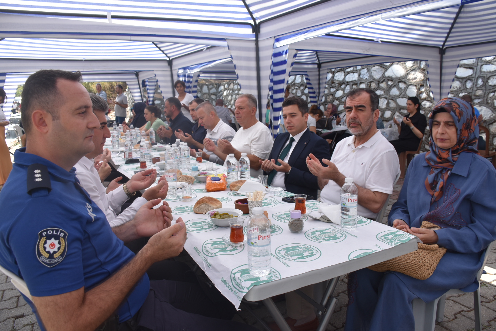 Karacasuda Siyaseti 595517 Ef1Aab8D9554993218C3Db31A893Fa94