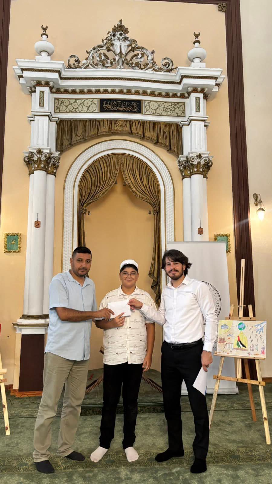 Kusadali Ogrenciler Filistinde Ki Soykirima Dikkat Cekti 591199 174F9C1497232Cc5E5F7Fff7F28F85E8