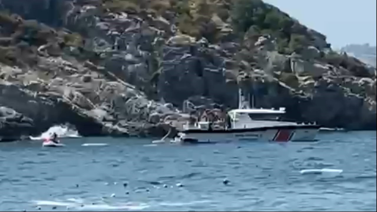 Kusadasinda Denizde Bir Kisi Olu Bulundu 5B8D35B4B2349D956021Cab4Fe24Fa01