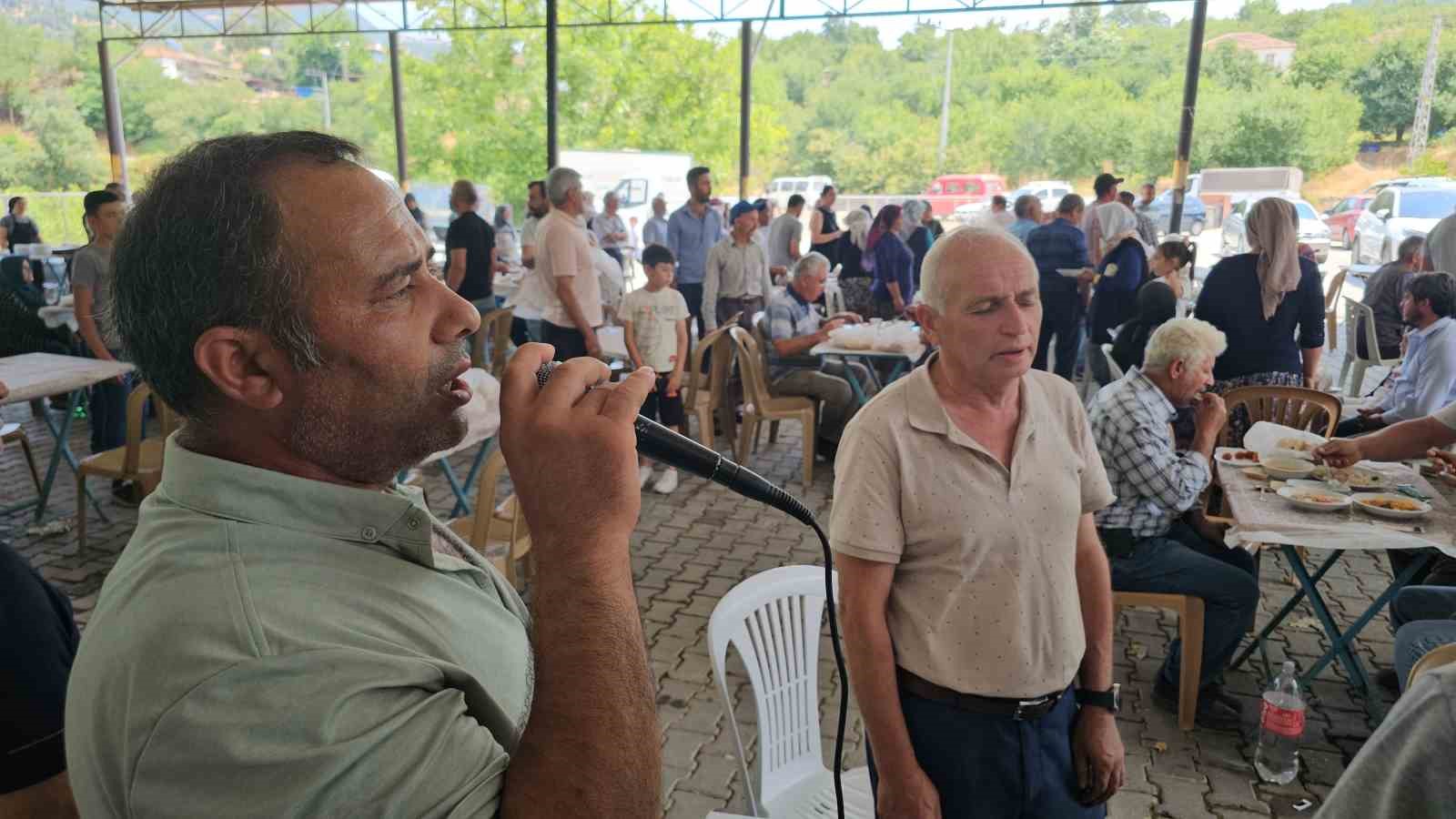 Mahalle Sakinleri Geleneksel Koy Bulusmasinda Bir Araya Geldi D9Ad4166Ad58Cc610F72609E9133Bb28