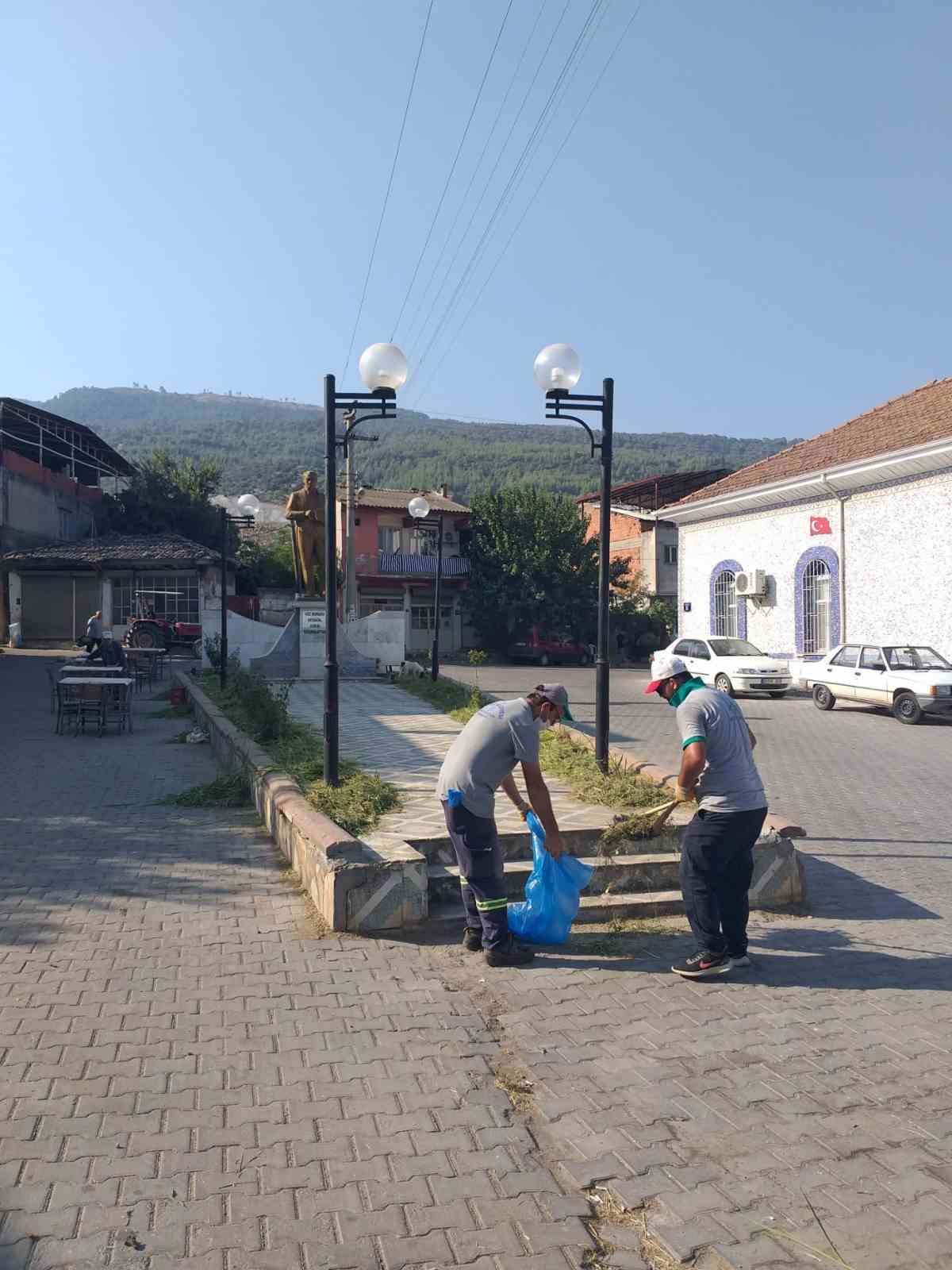 Nazilli Belediyesinden Pirlibeyde Temizlik Atagi 88B6F3E467569399E8C33B43B7C546E6