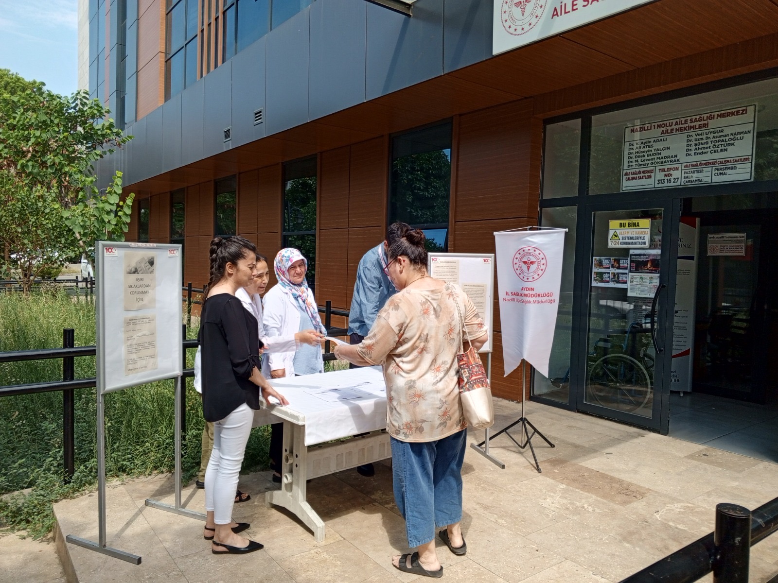 Nazilli Ilcce Sagliktan Sicak Uyarisi Bilgilendirme Yaptilar 589827 3E87D26Aed4Ff6E48447E11F5E9C8Acb