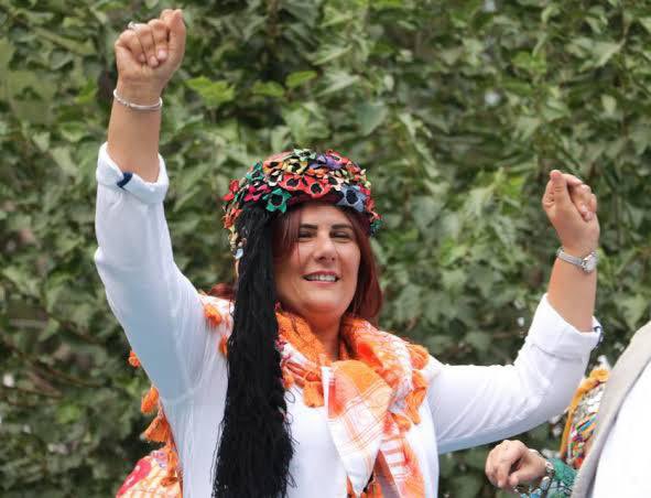 Saribastan Cerciogluna Tebrik 591144 03Ec91Ace9F900A361A8B38A4B8C97Ce