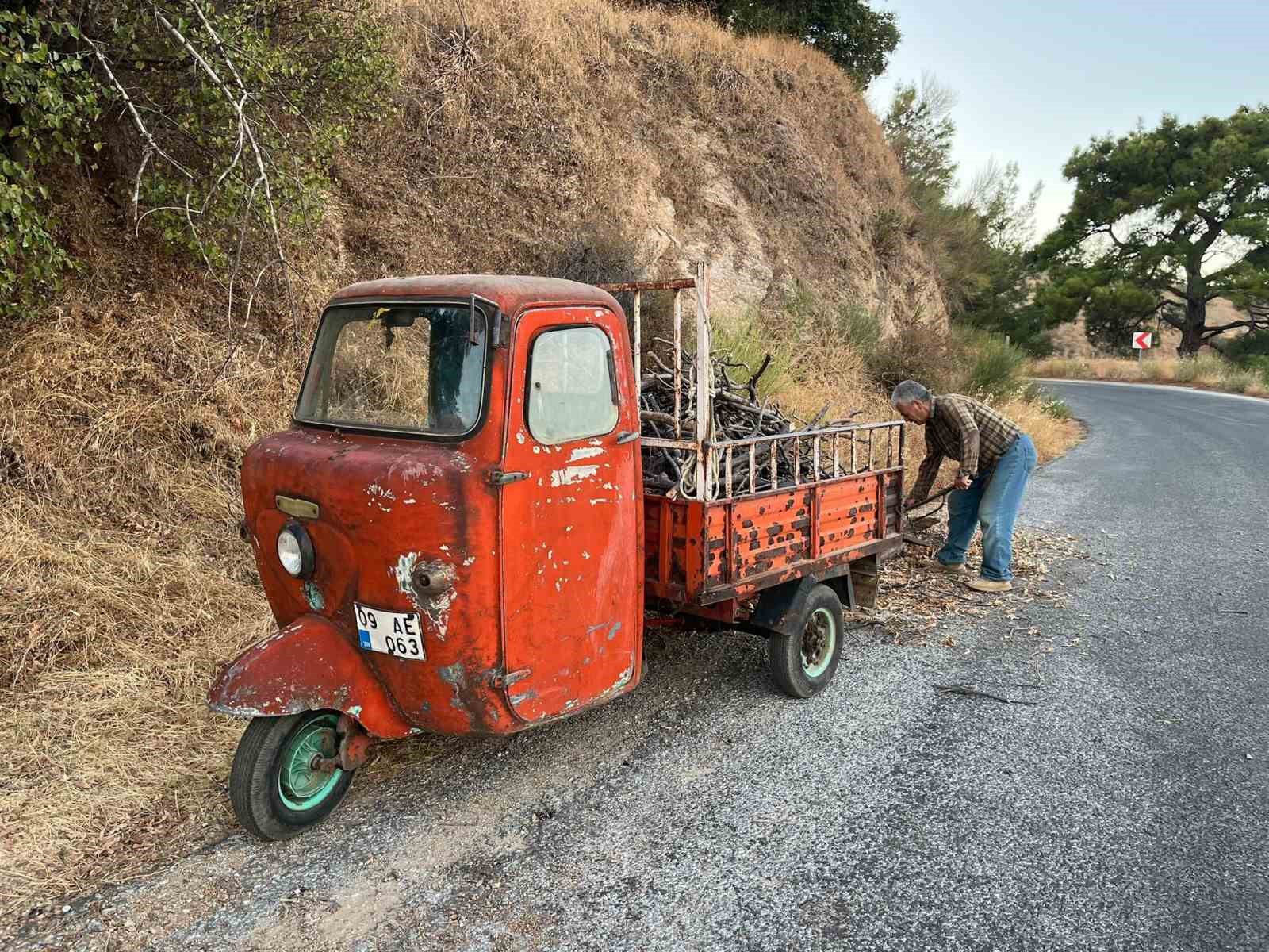 70 Yasindaki Halit Amca Nostaljik Motosikletiyle Kisa Hazirlaniyor B3Fcd97635F37F240Fa10641479875C5