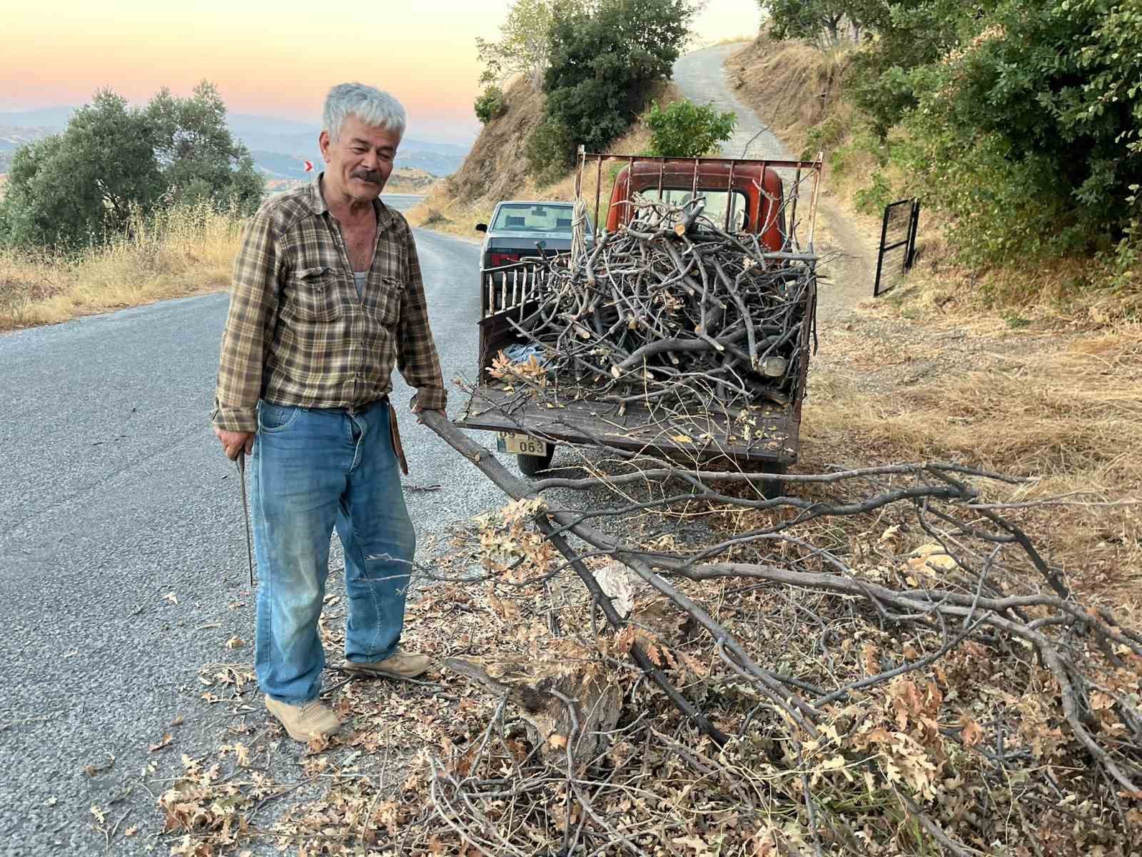 70 Yasindaki Halit Amca Nostaljik Motosikletiyle Kisa Hazirlaniyor Dddbf5Ae3Bbcb67Db2F328Af602D65B3