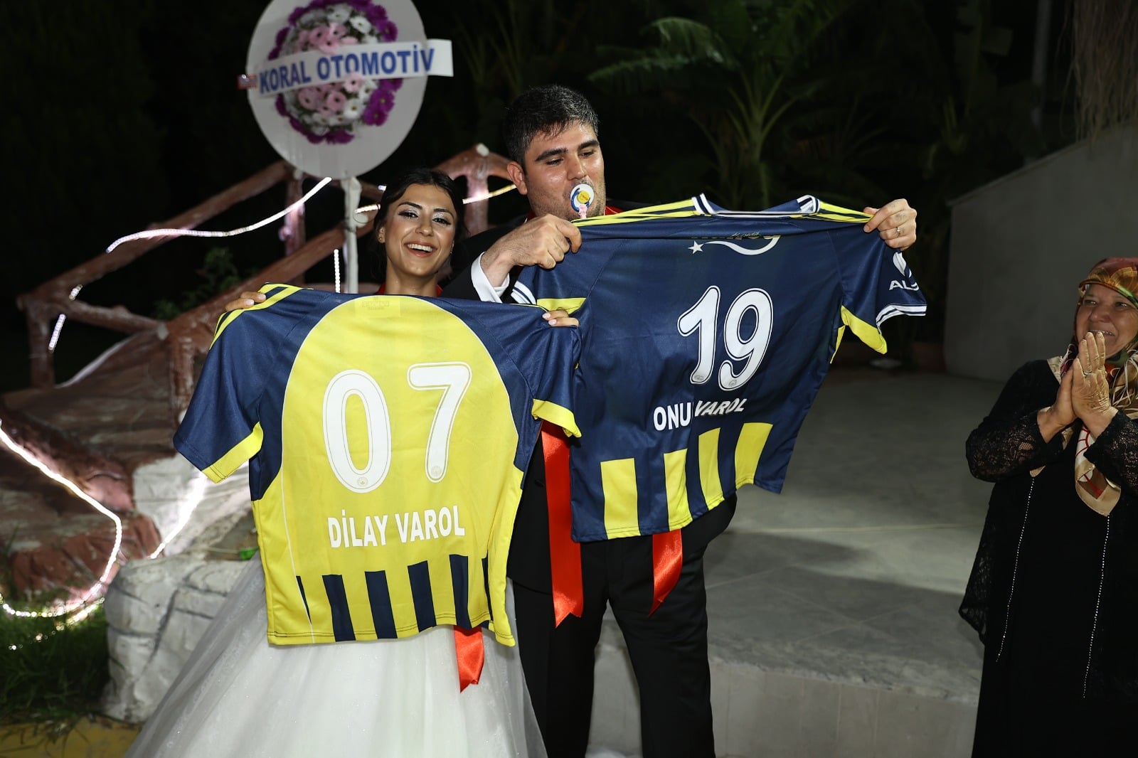 838A1410 8115 4Cca B5F4 69Fe230E55E6