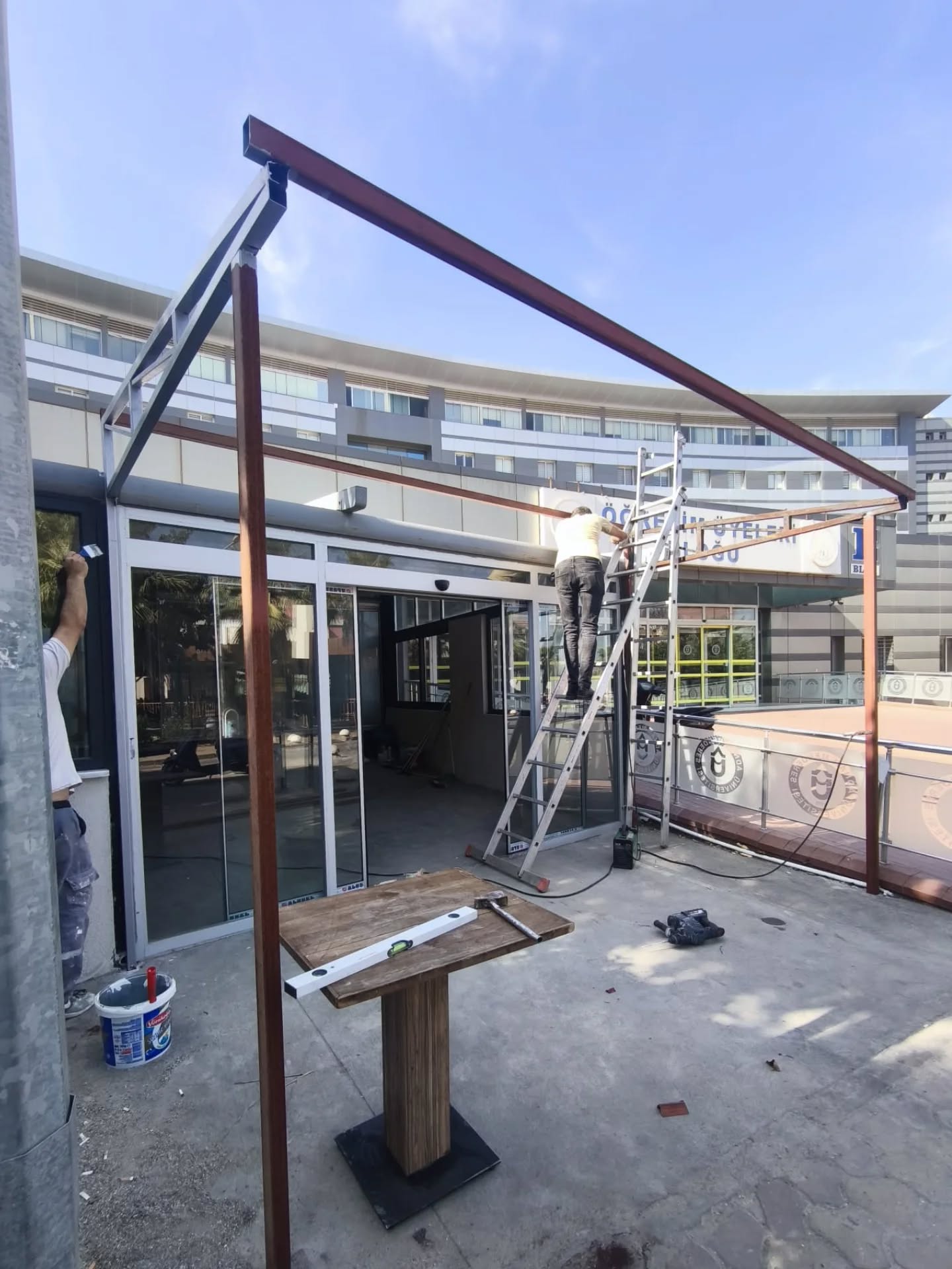 Adu Hastanesine 3 Yatirim Birden 603158 5D8Ae846E98E2Ba23F7A1035Ee0F641D