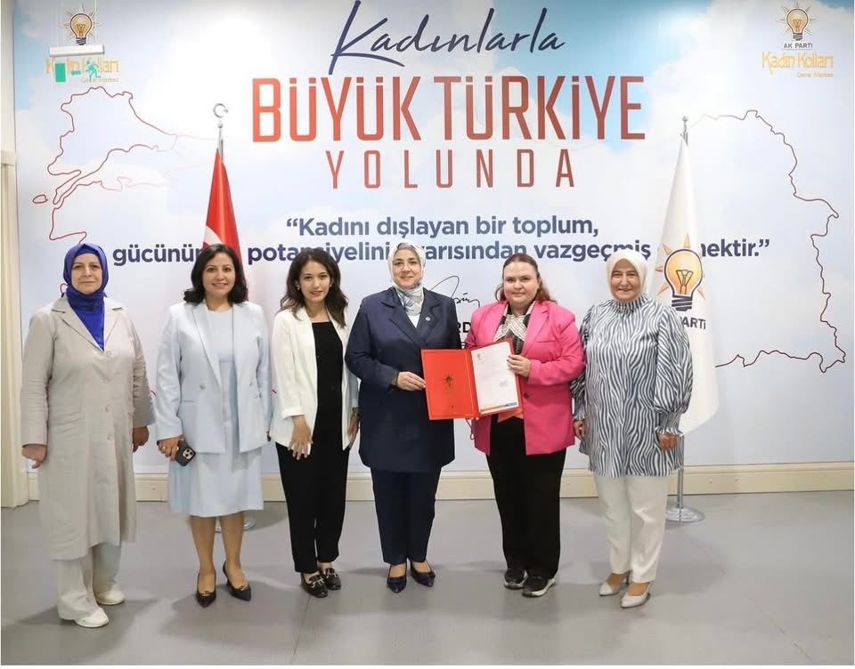 Ak Parti Germencik Kadin Kollarinda Akkayaoglu Donemi 599849 C1833847C9Fdf24C2331A802Fefe0F48