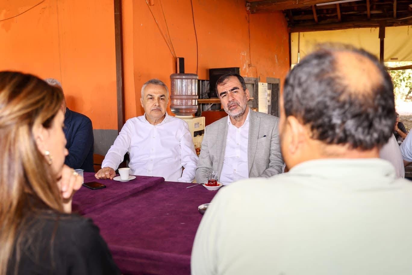 Ak Partiden Bozdogan Cikarmasi Savas Ve Erdem Vatandasla Bulustu 602683 A17C509Dcae557Cc79Cd4Eb0C583B89C